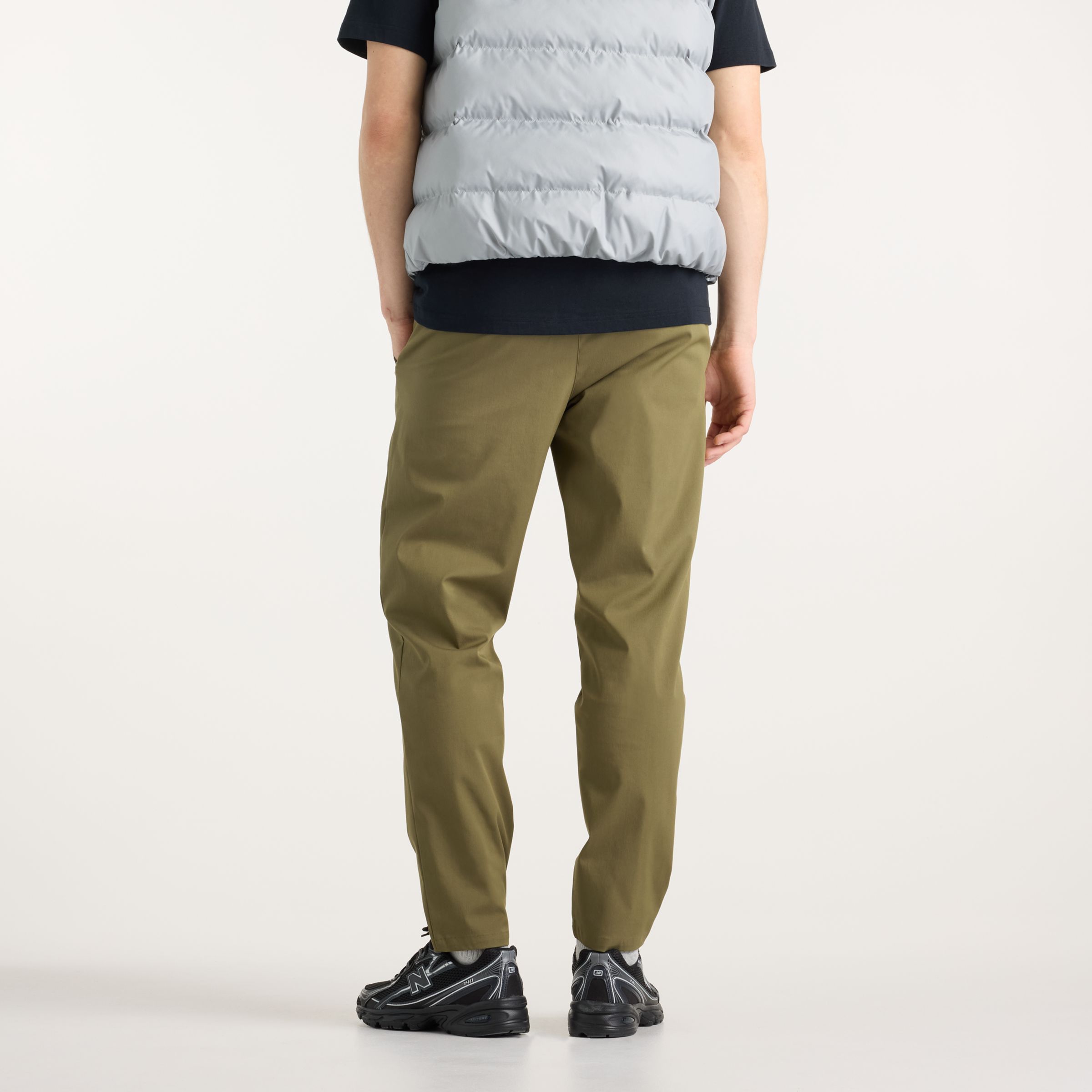 Athletics Standard Tapered Pant 30"