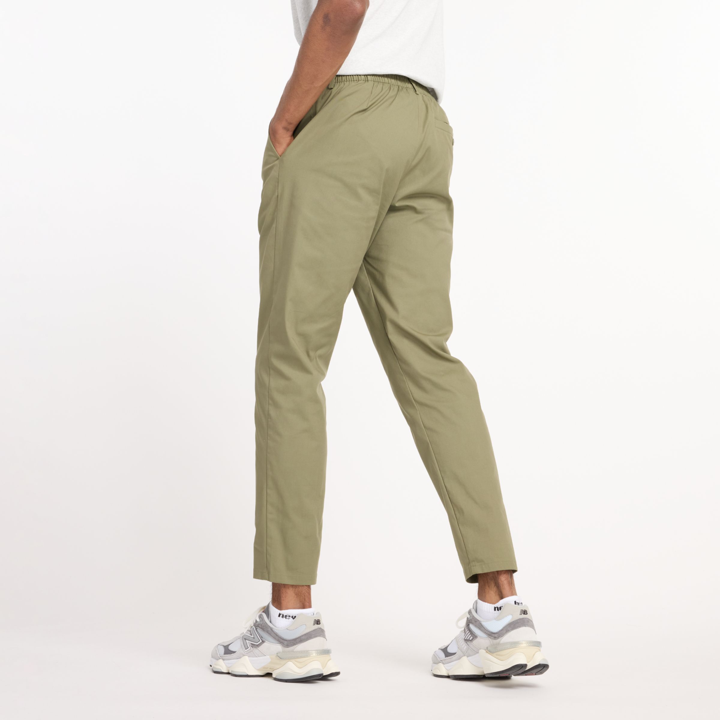 Athletics Standard Tapered Pant 30"