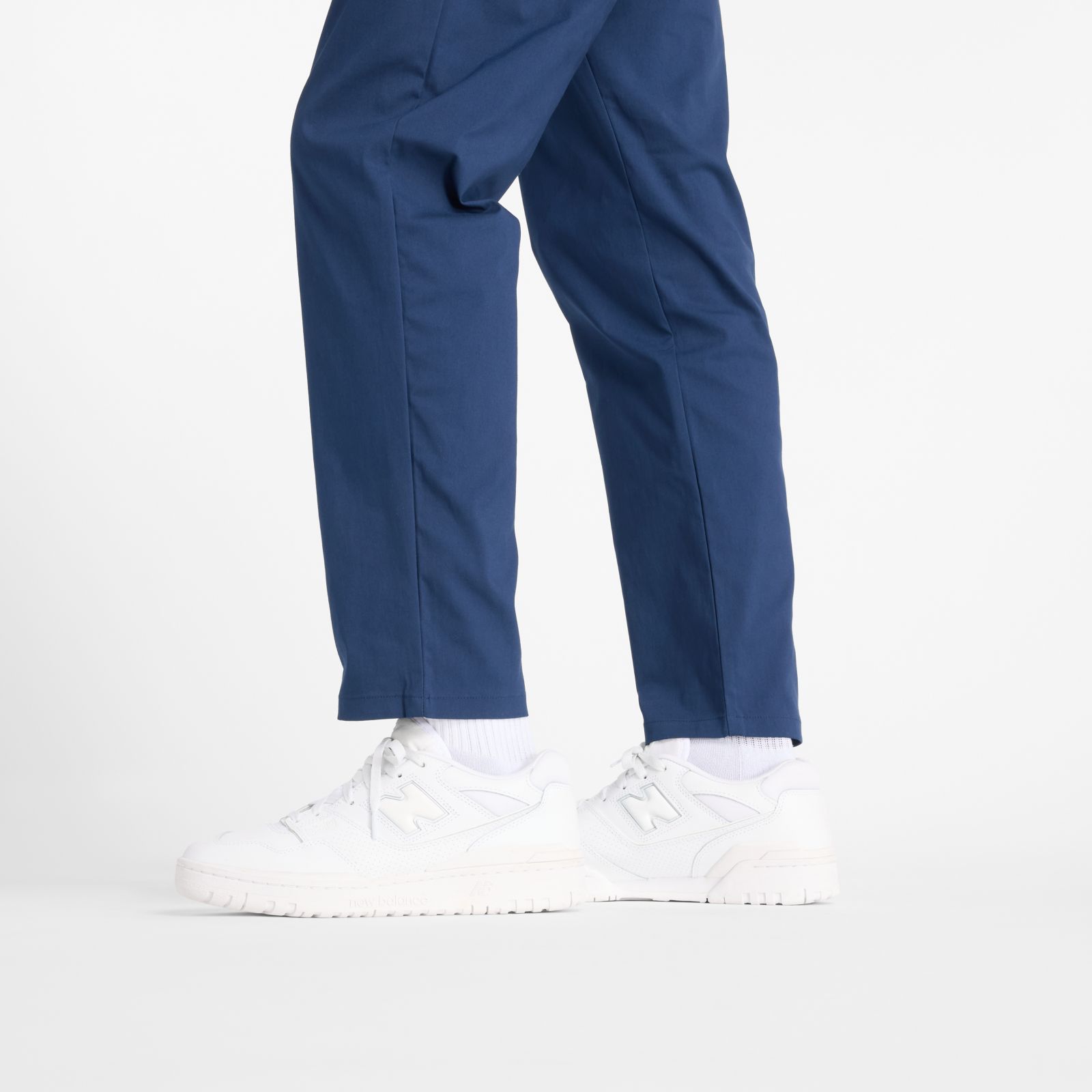 Мужские брюки New Balance Athletics Standard Tapered Pant 30" — фото 7