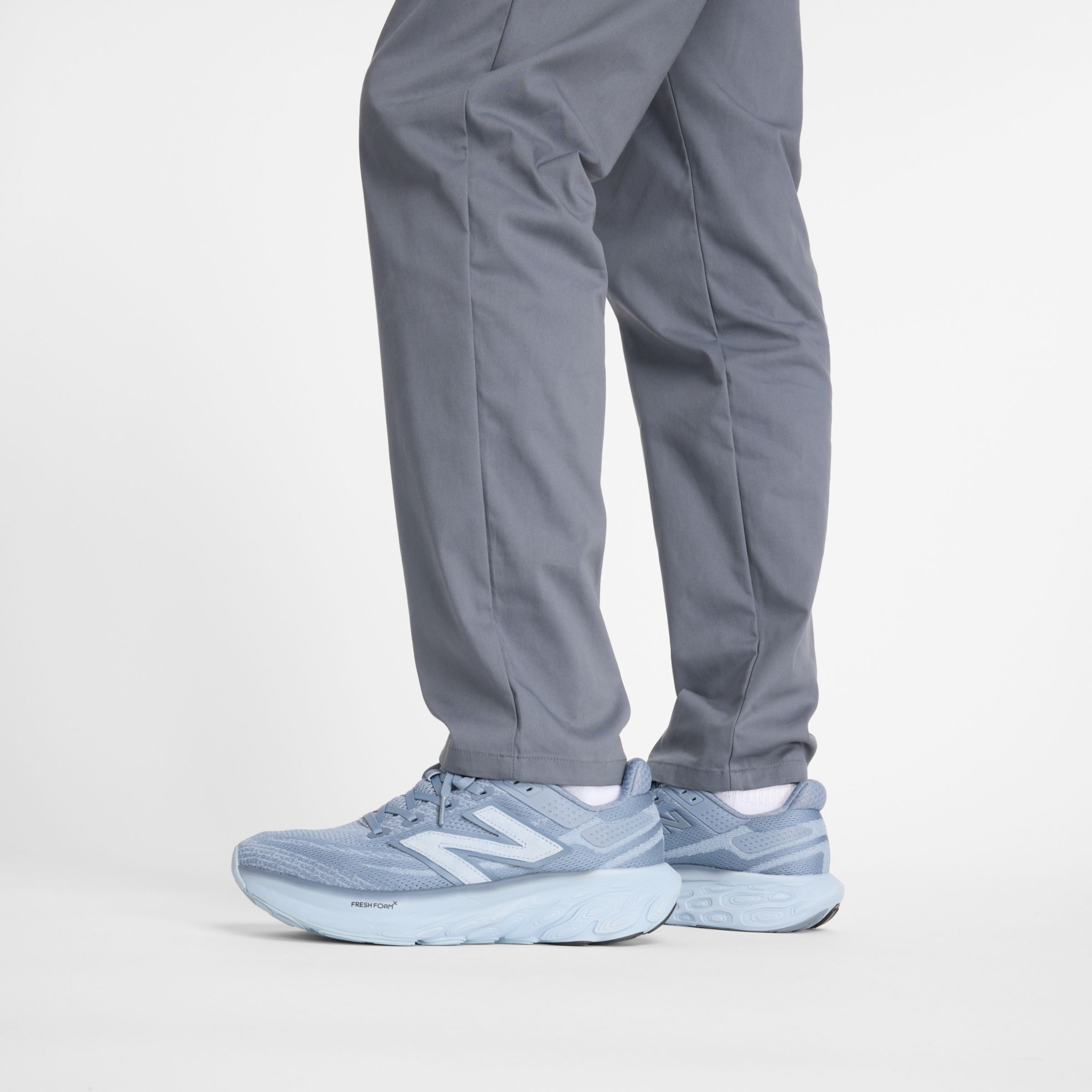 Athletics Standard Tapered Pant 32"