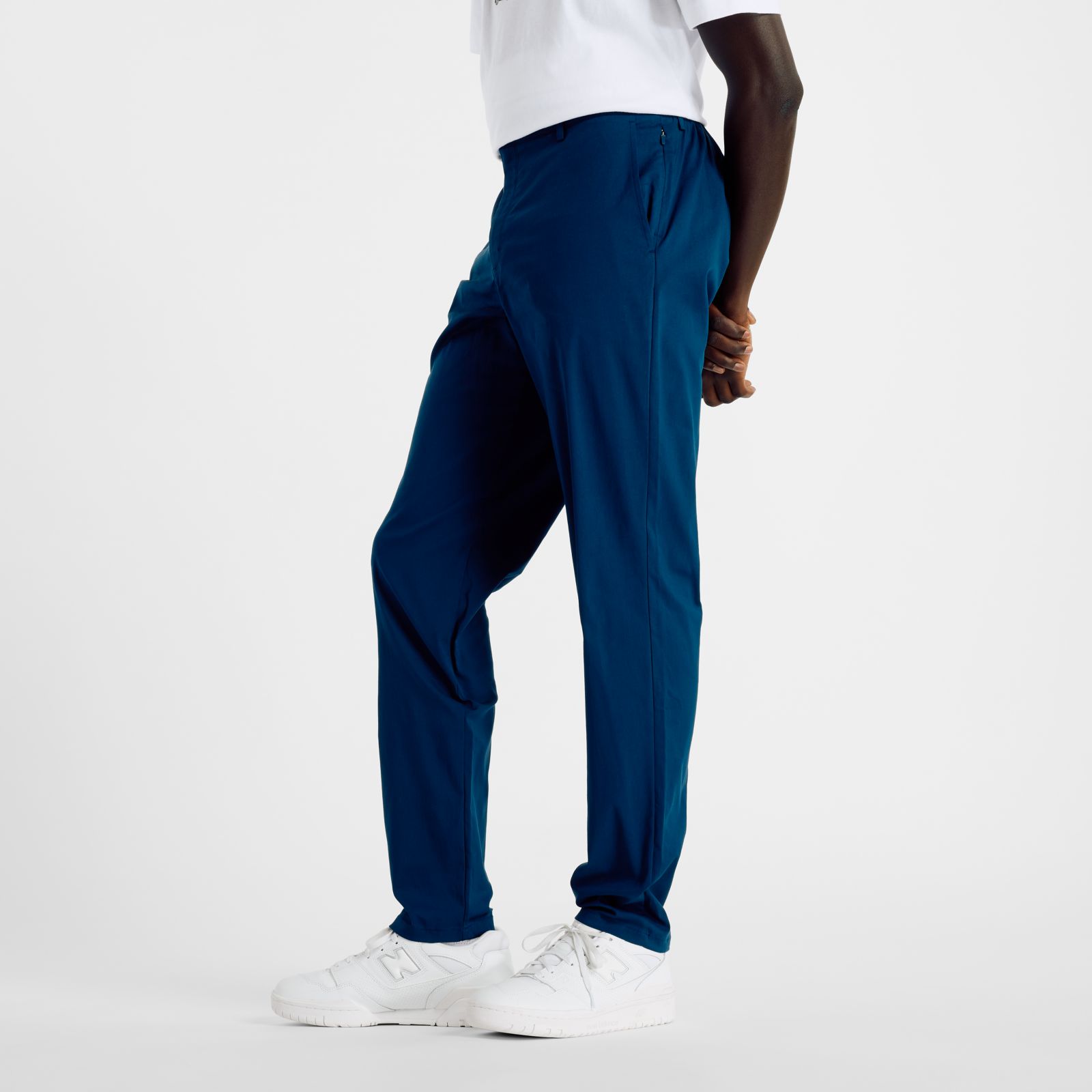Мужские брюки New Balance Athletics Standard Tapered Pant 32" — фото 3