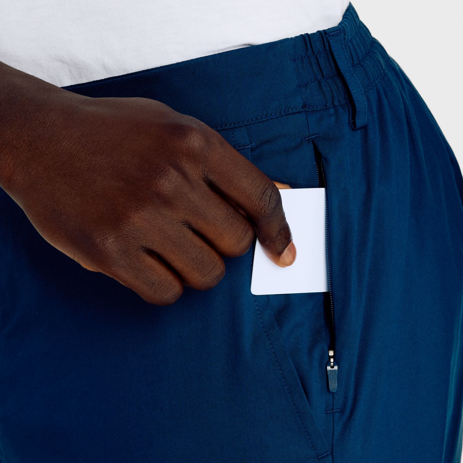 Мужские брюки New Balance Athletics Standard Tapered Pant 32" — фото 7