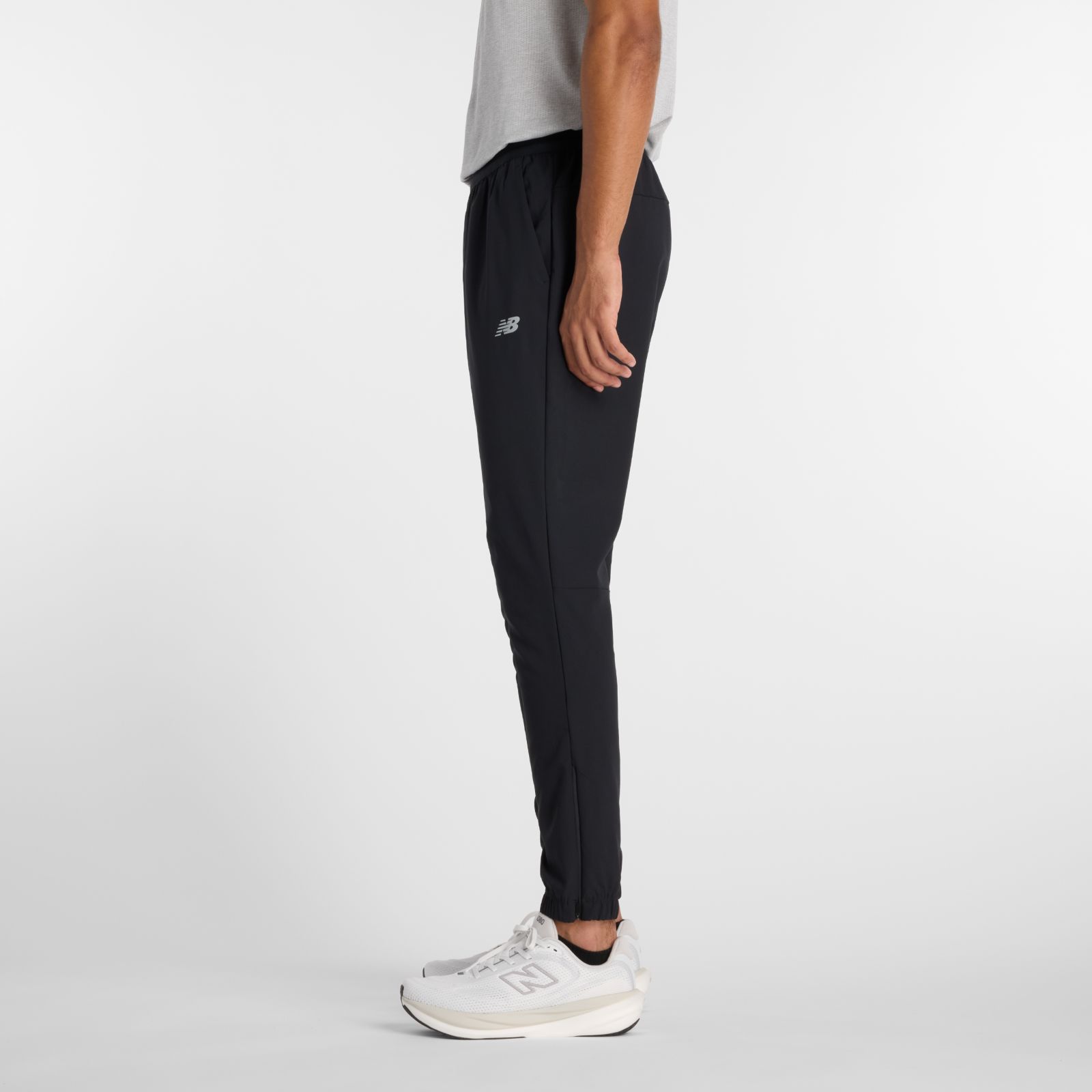 Мужские брюки New Balance AC Jogger — фото 4