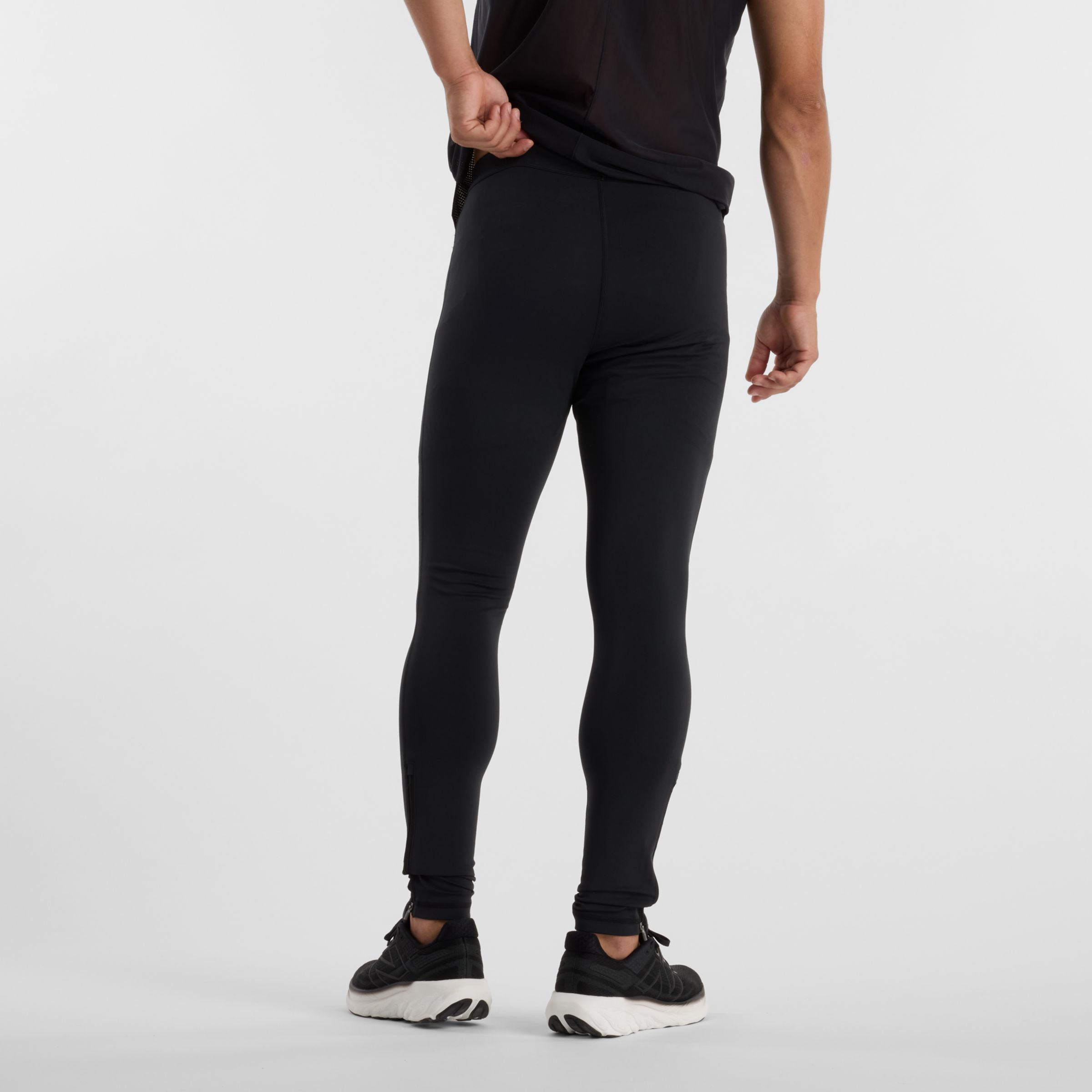 NYC Marathon NB Sleek Tight