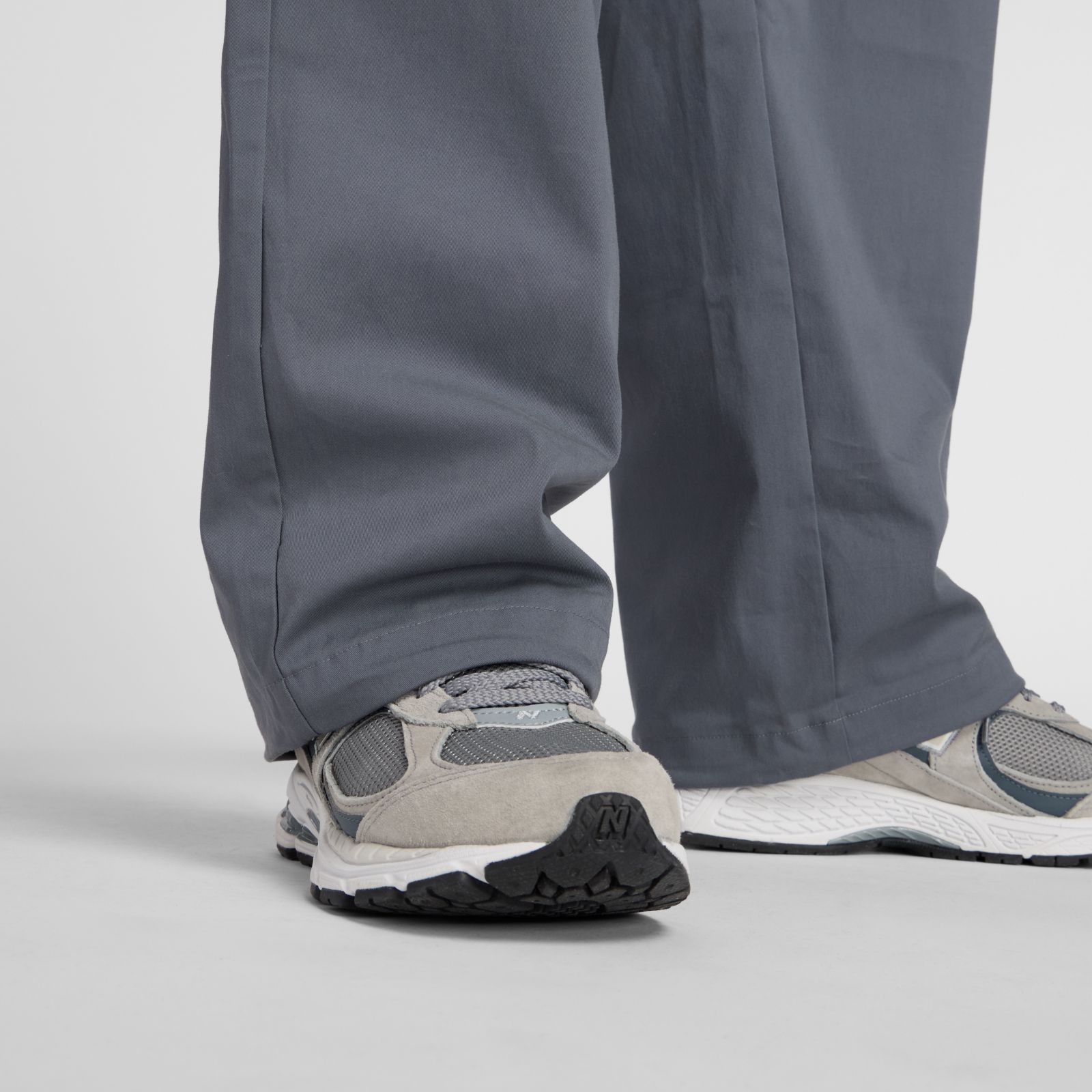 Мужские брюки New Balance Cotton Twill Cargo Pant — фото 6