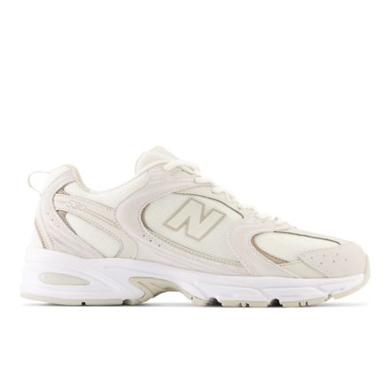 New Balance 530 Shoes in Cream - Size 5.5