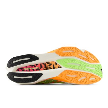 New Balance ニューバランス ランニングシューズ フューエルセル