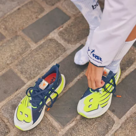 Men's New Balance NYC Marathon FuelCell SuperComp Elite v3 Shoes :Thirty  Watt – iRUN Singapore