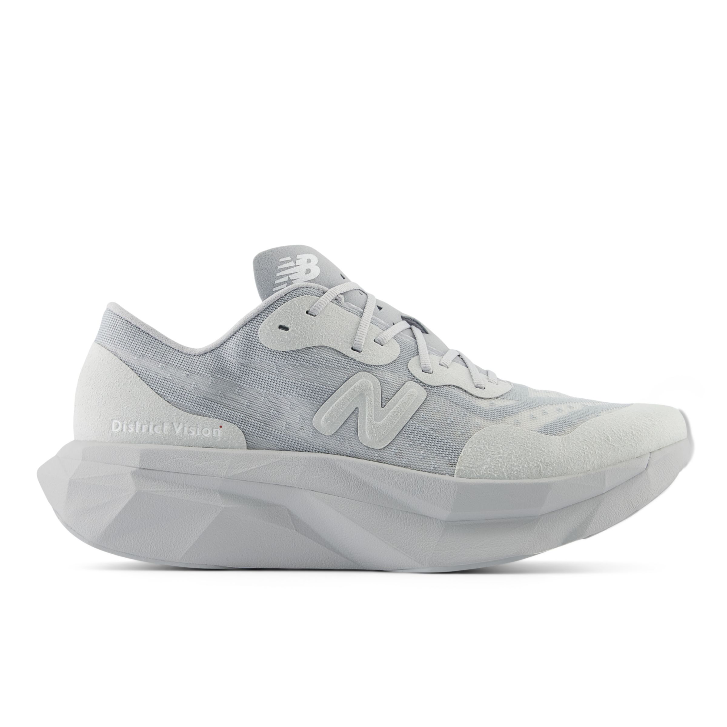 New Balance Men's District Vision x FuelCell Supercomp Elite v4 in Grey/White Synthetic, size 7