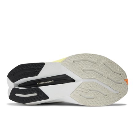 FuelCell SuperComp Trainer v3 - New Balance