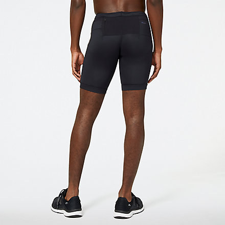 Homme Vêtements Articles de sport et dentraînement Shorts de sport Leggings Q Speed 9 Inch Half Synthétique New Balance pour homme en coloris Noir 