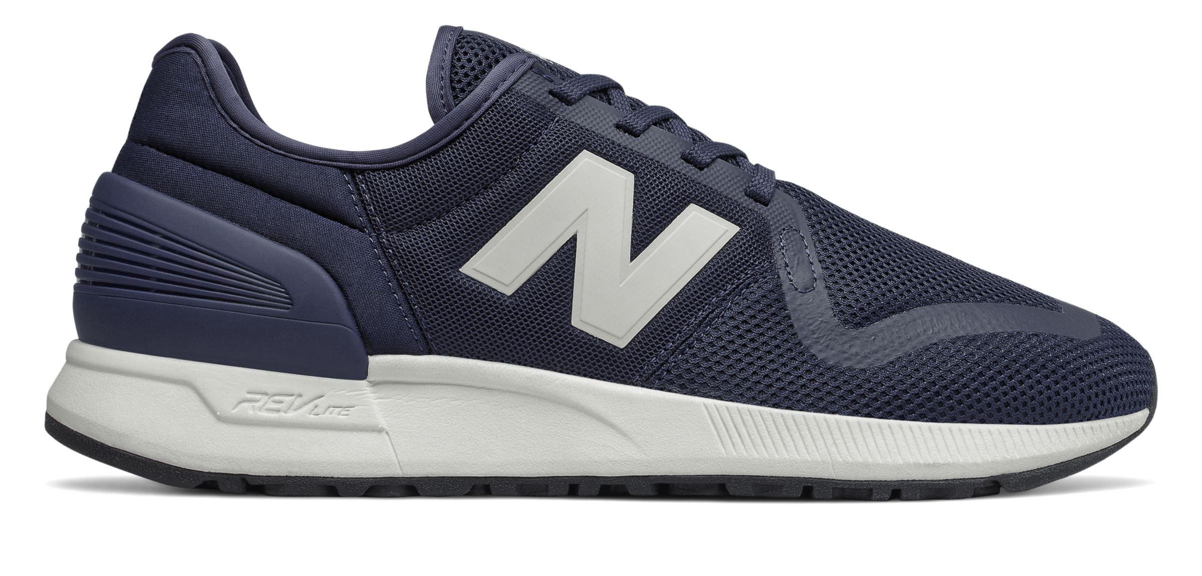 clearance new balance shoes