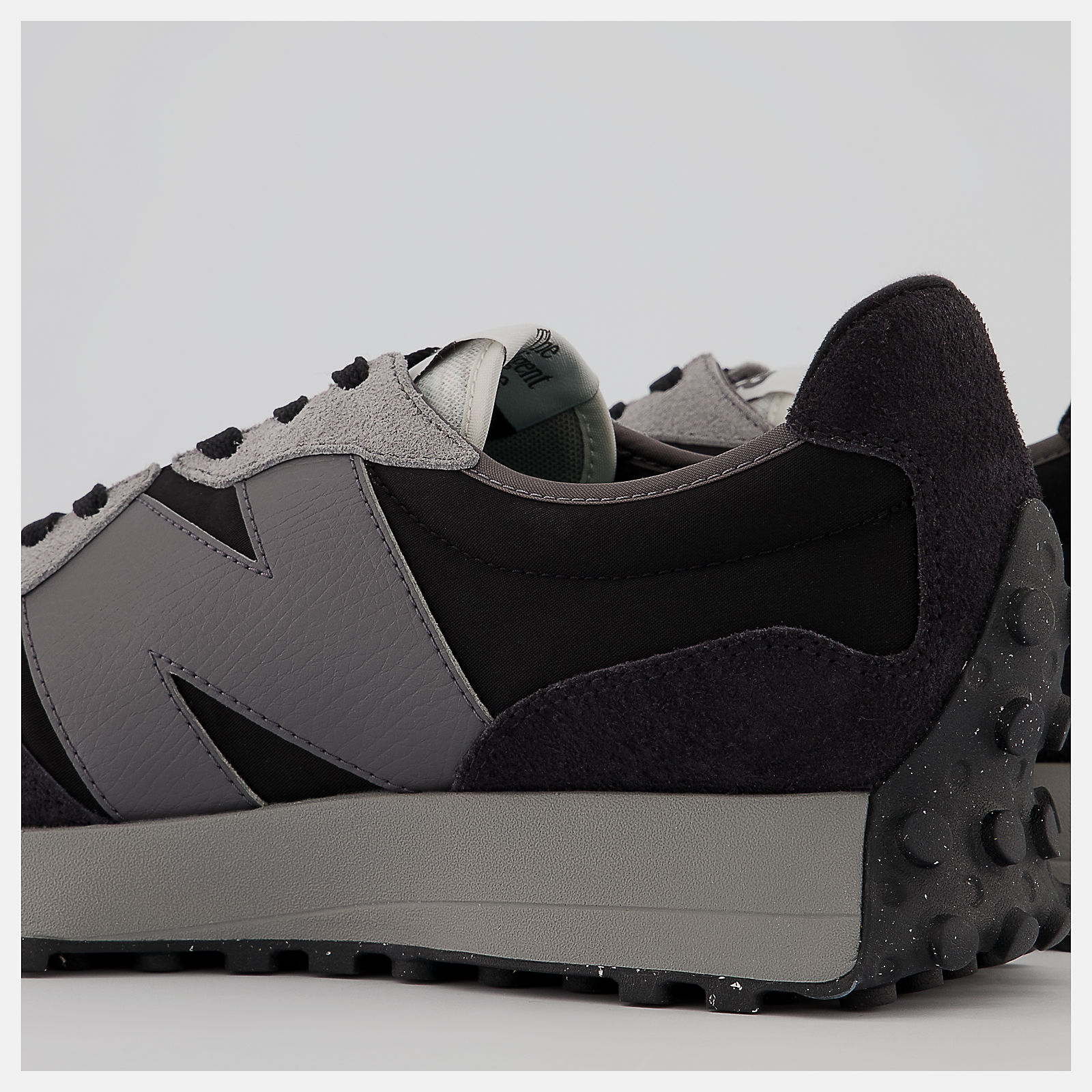 中性327 Lifestyle MS327GRM New Balance 香港官方網上商店- New Balance