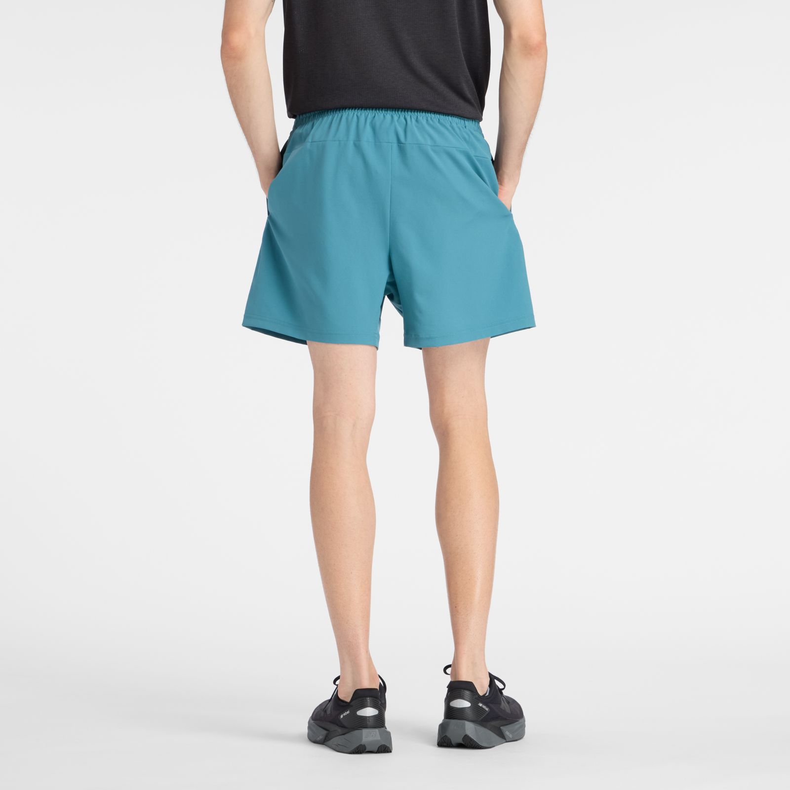 Мужские брюки New Balance Sport Essential Short 5" — фото 4