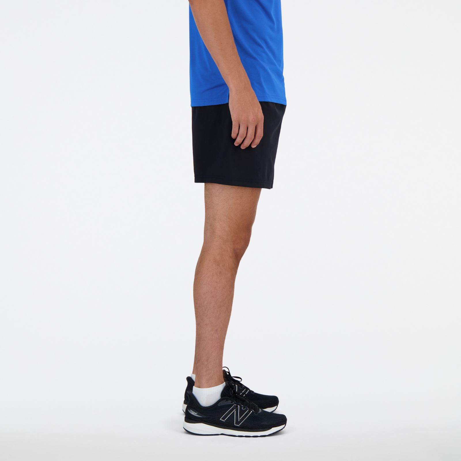 Мужские шорты New Balance Sport Essential — фото 2