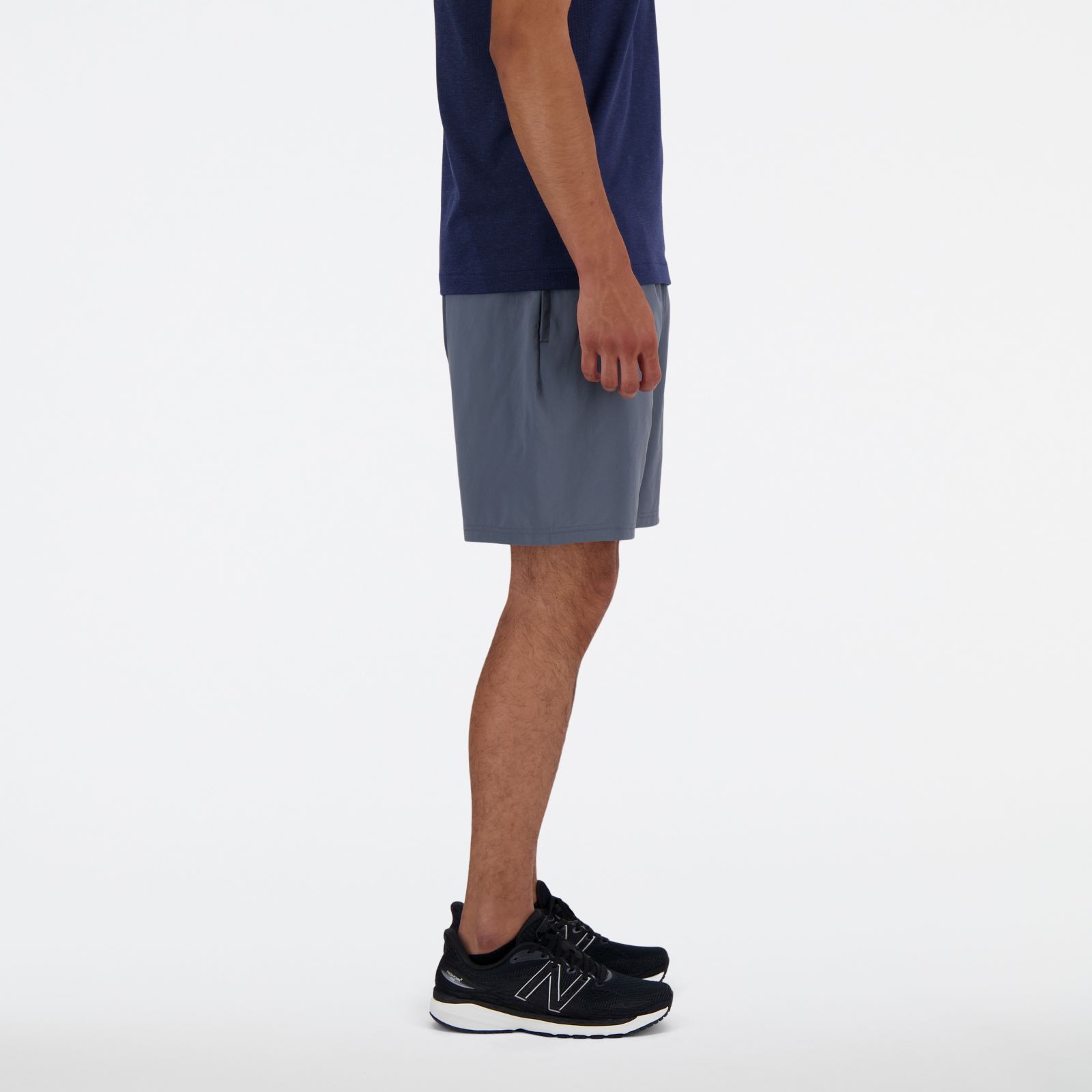 Мужские шорты New Balance Sport Essential — фото 2
