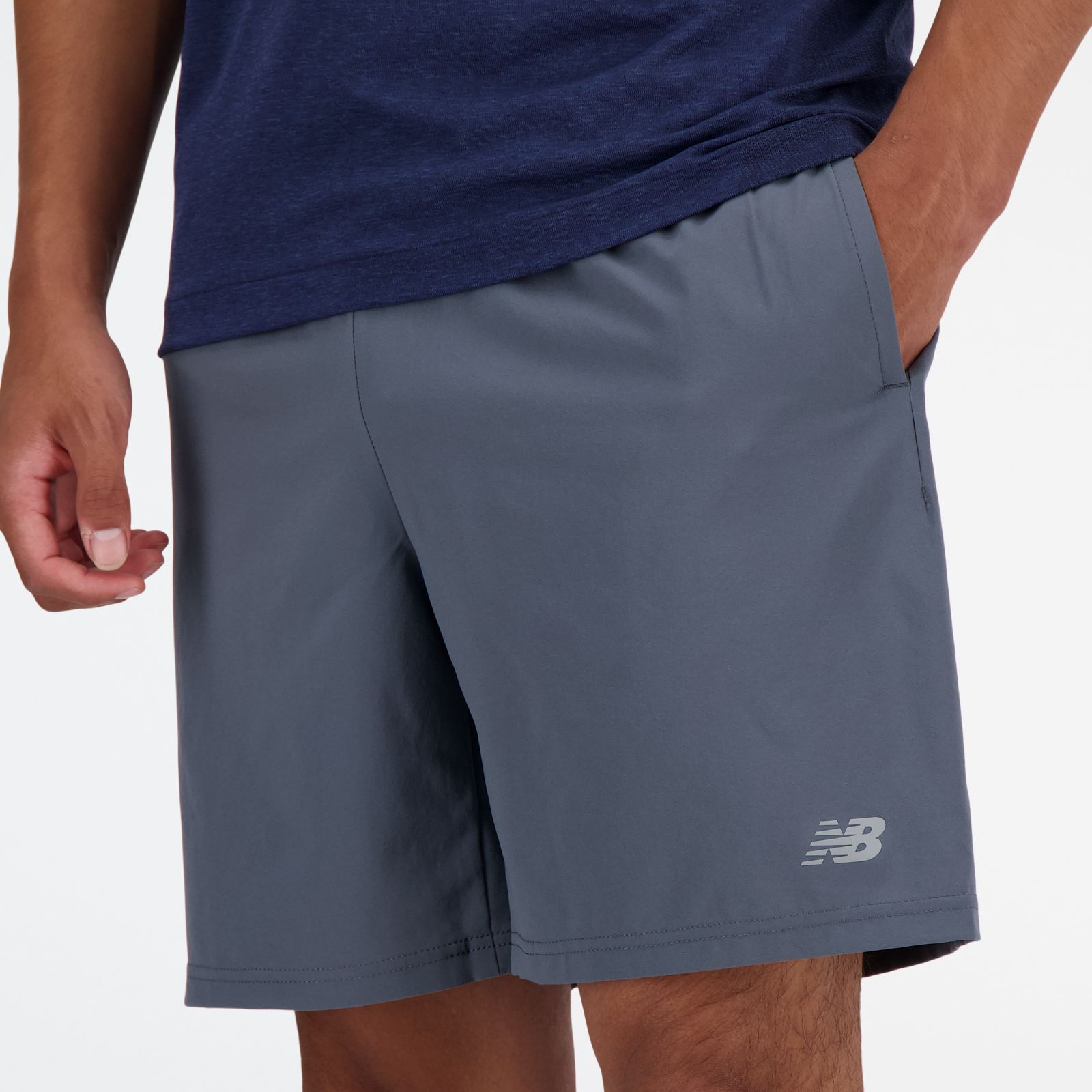 Мужские шорты New Balance Sport Essential — фото 4