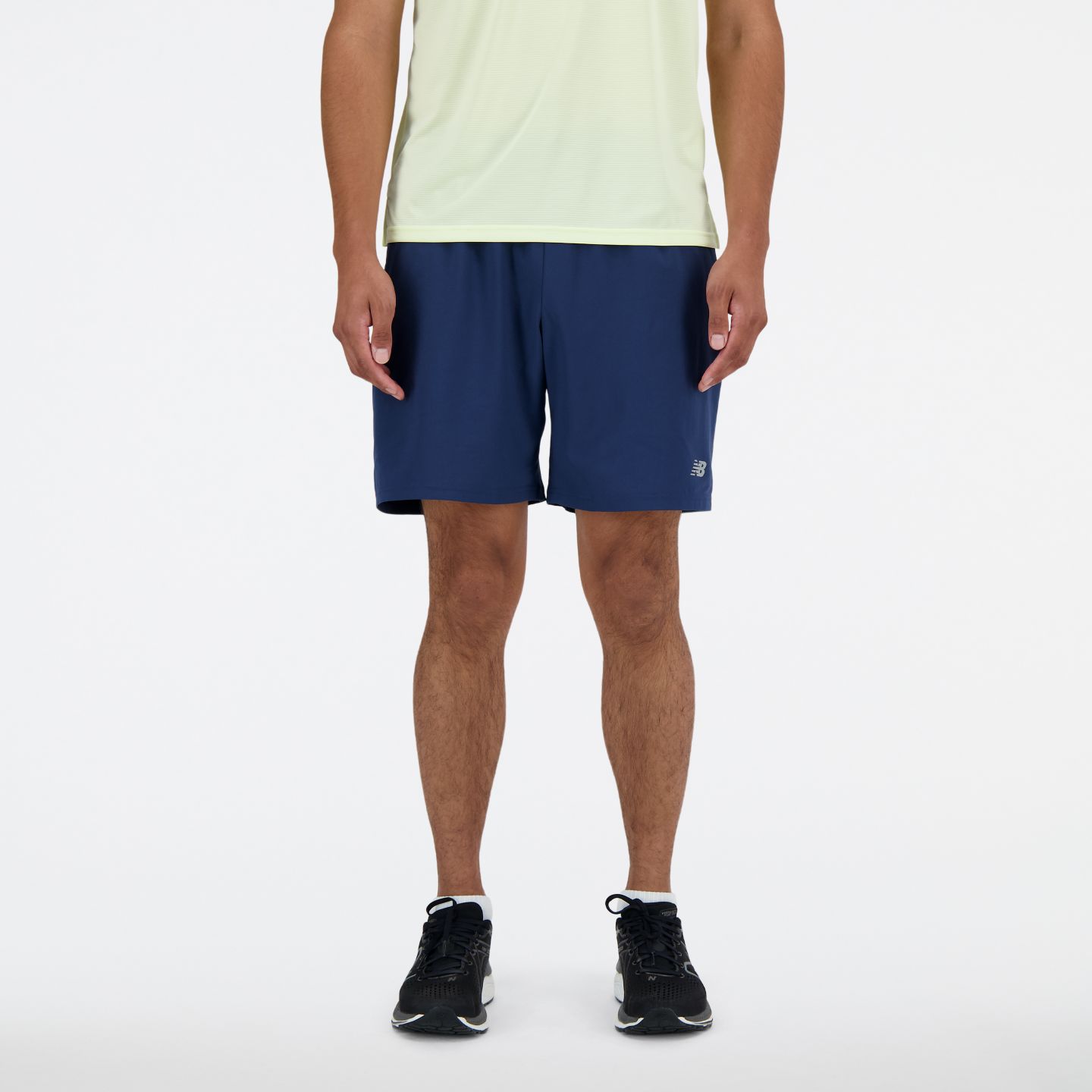 Мужские брюки New Balance Sport Essential Short 7" Linerless, цвет: Тёмно-синий — фото 1