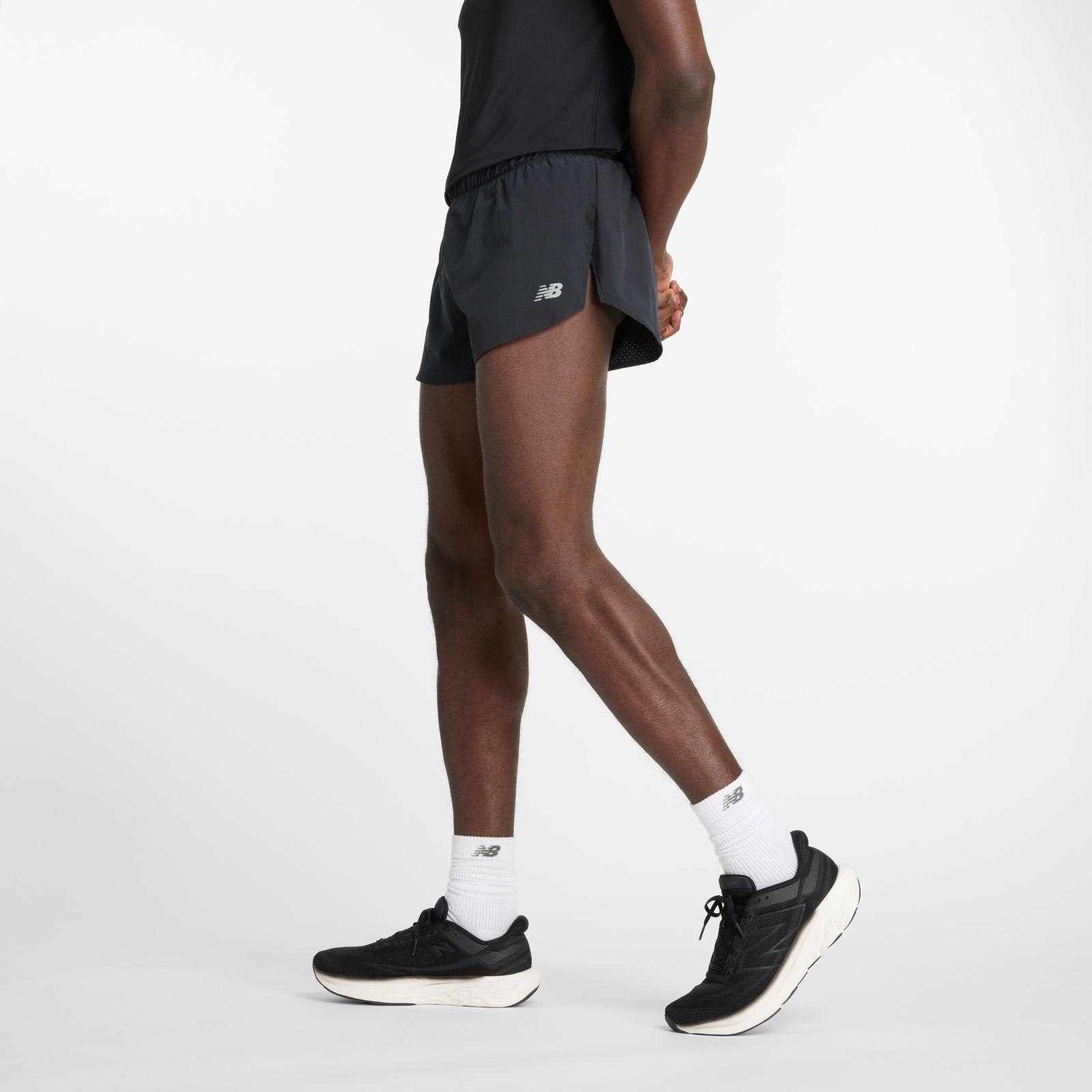 Мужские брюки New Balance RC Split Short 3" — фото 5
