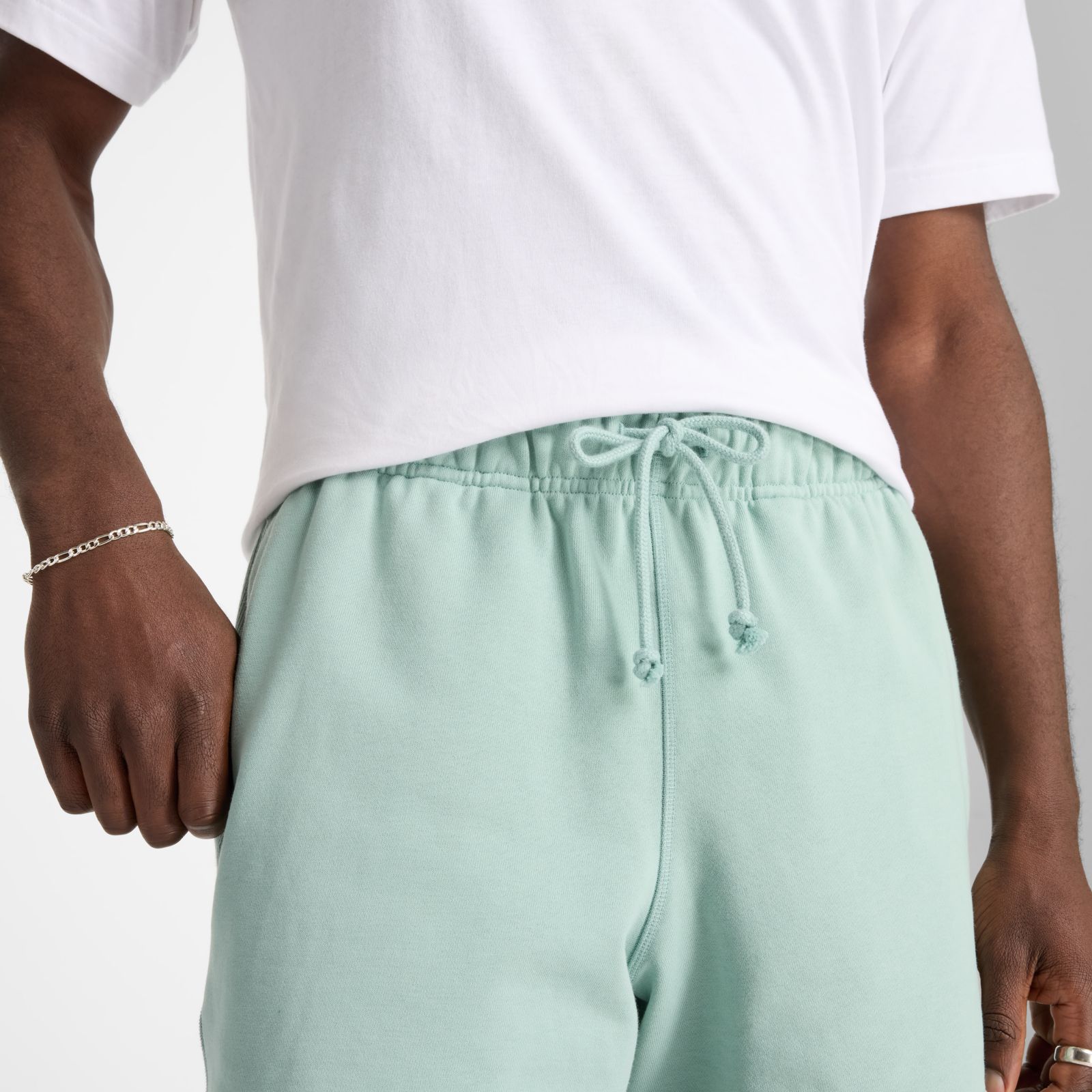 Мужские брюки New Balance Athletics French Terry Short 5" — фото 4