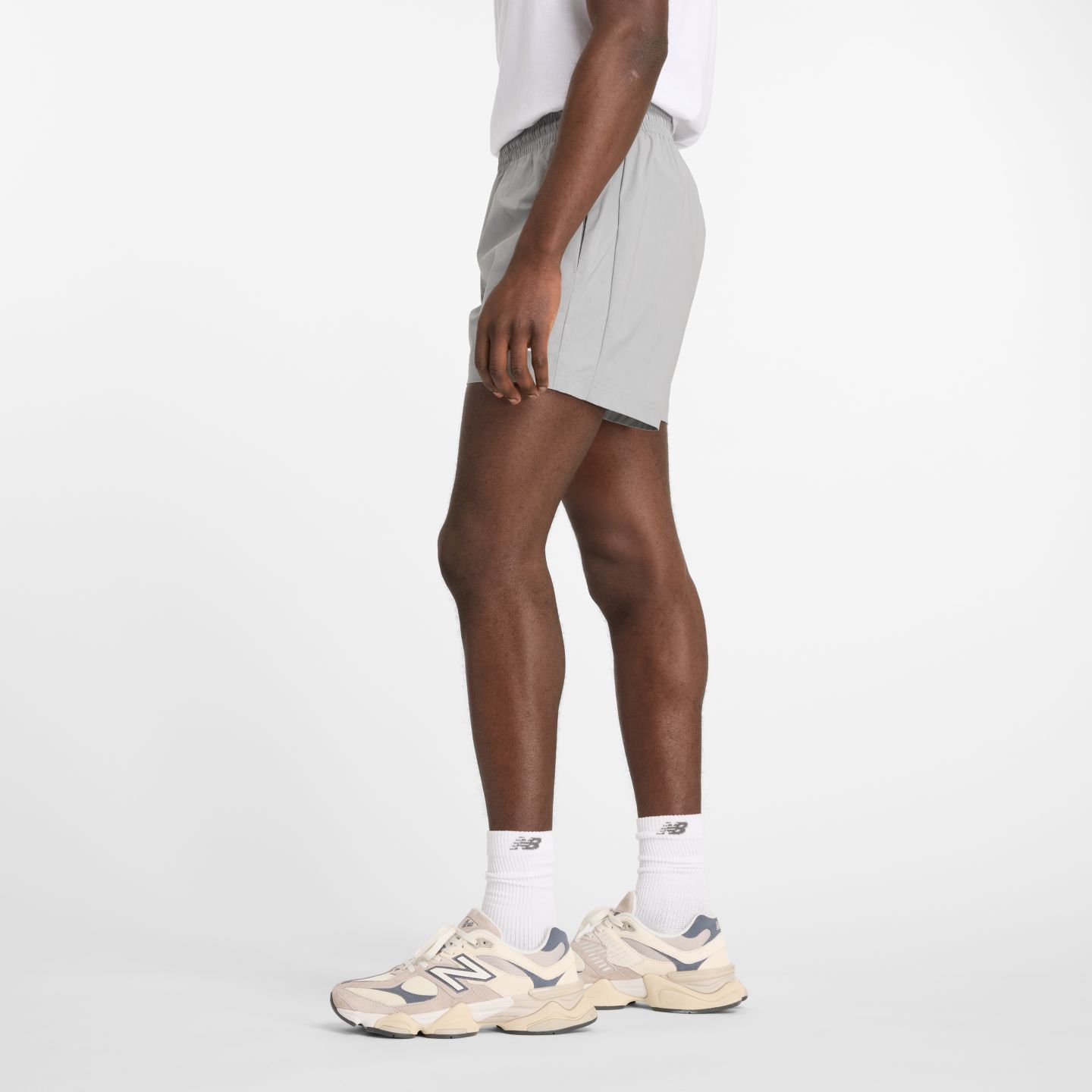 Мужские шорты New Balance Athletics Stretch Woven Short 5", цвет: Сланцевый серый — фото 5