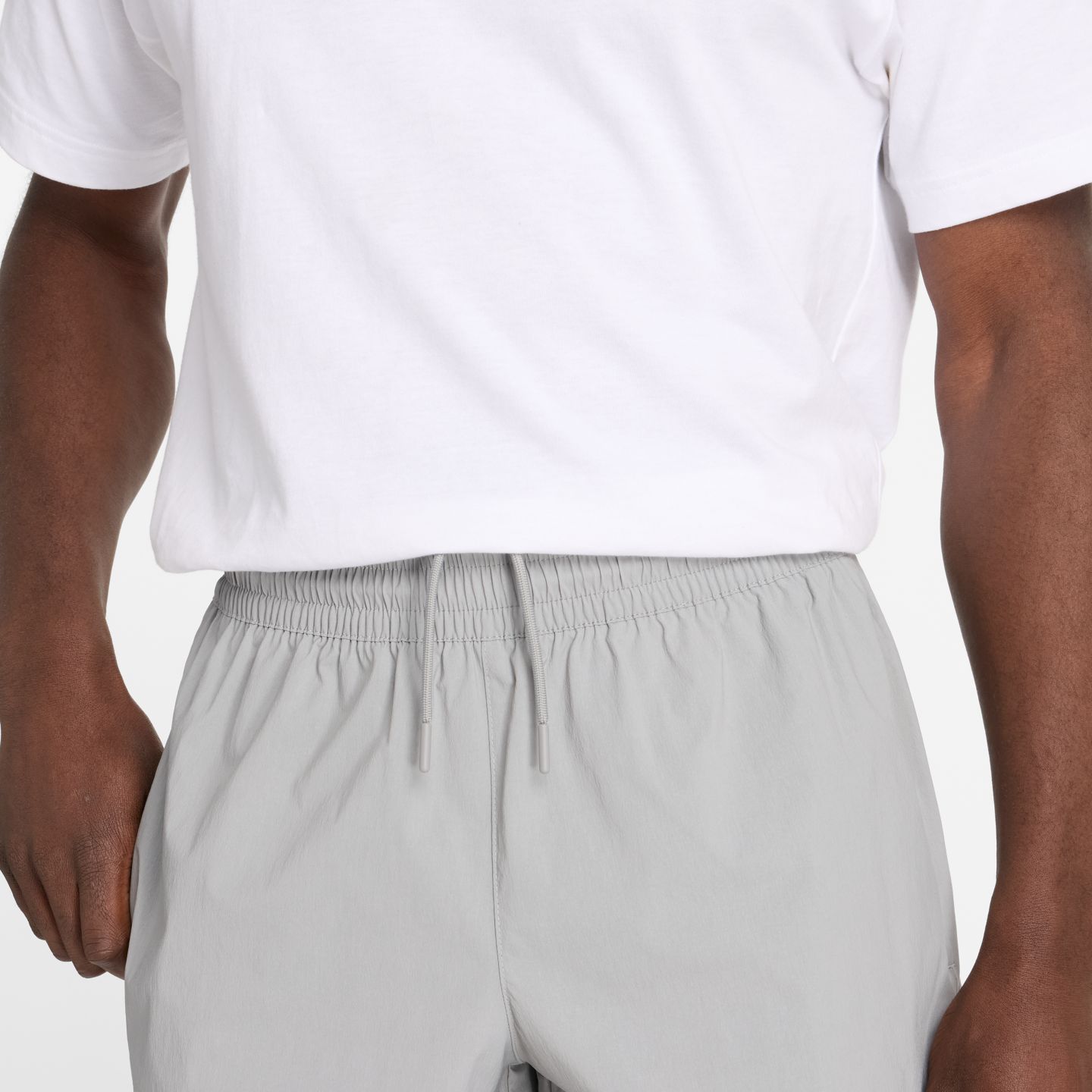 Мужские шорты New Balance Athletics Stretch Woven Short 5", цвет: Сланцевый серый — фото 3
