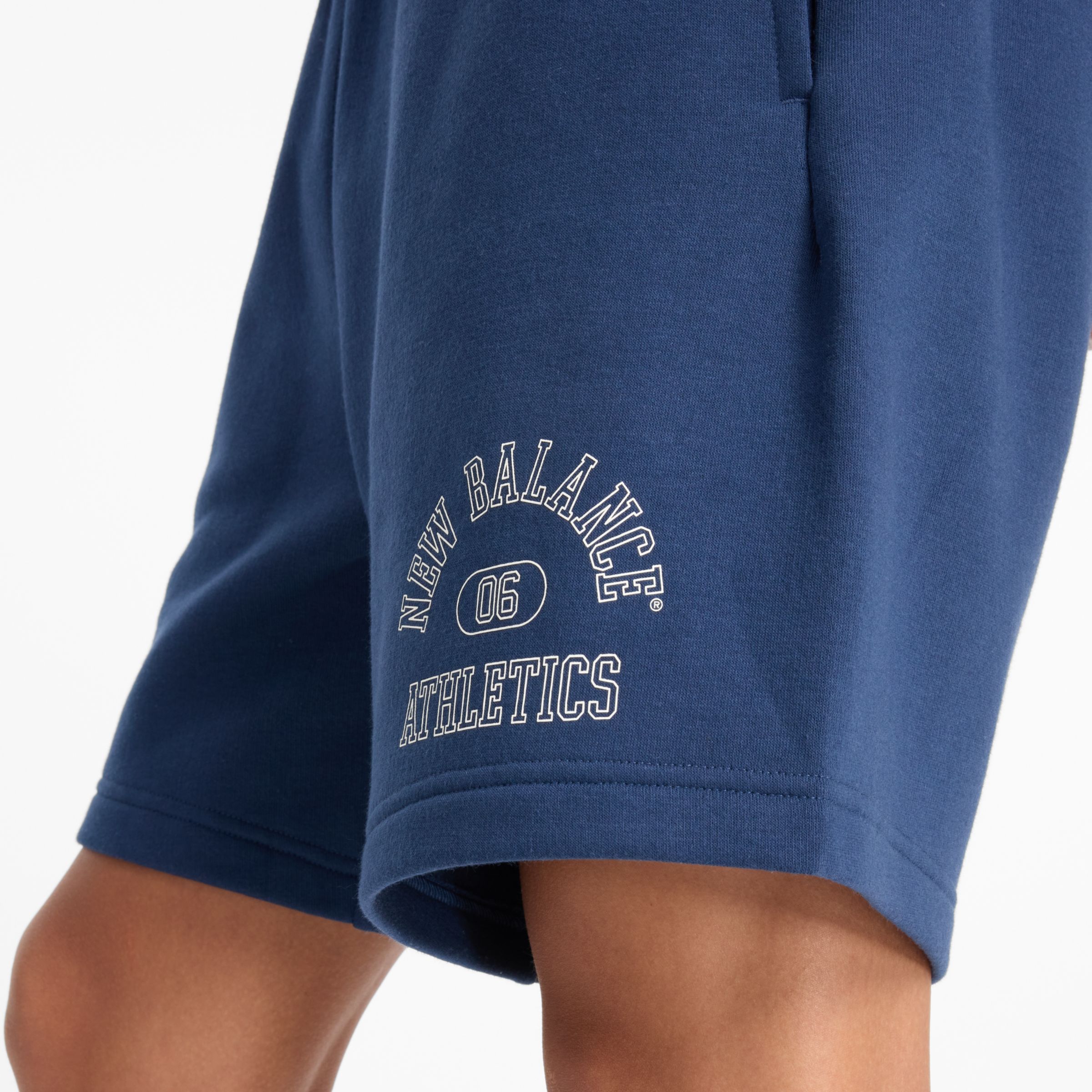 Sport Essentials Graphic Short 7"