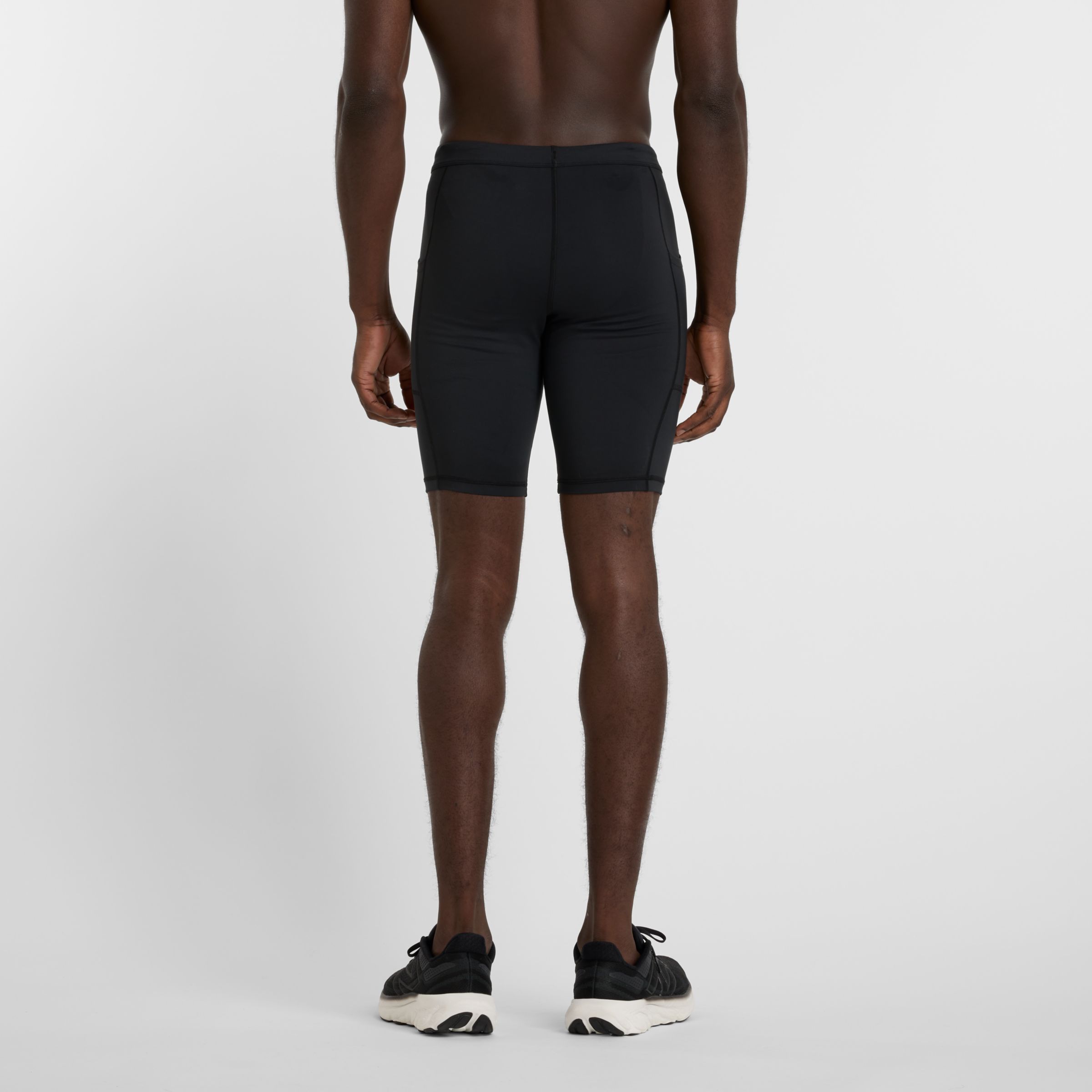 NB Sleek Drop-In 9" 緊身短褲