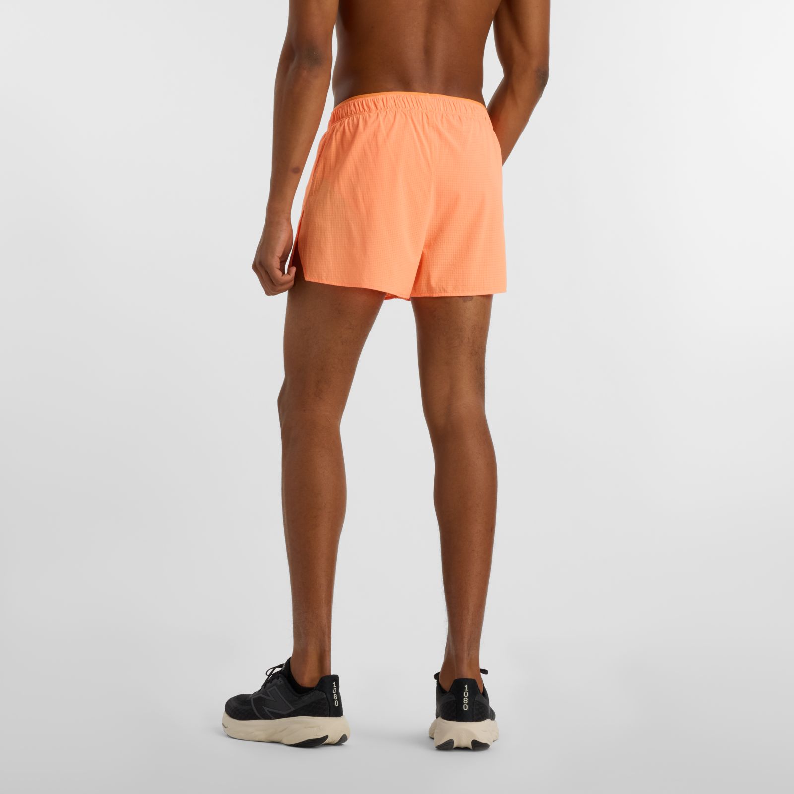 Мужские брюки New Balance RC Ultra Light Split Short 3" — фото 2