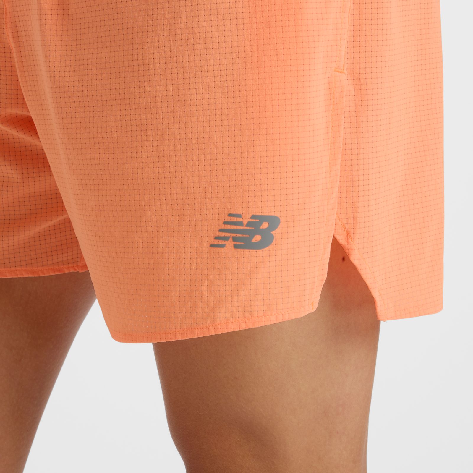 Мужские брюки New Balance RC Ultra Light Split Short 5" — фото 6