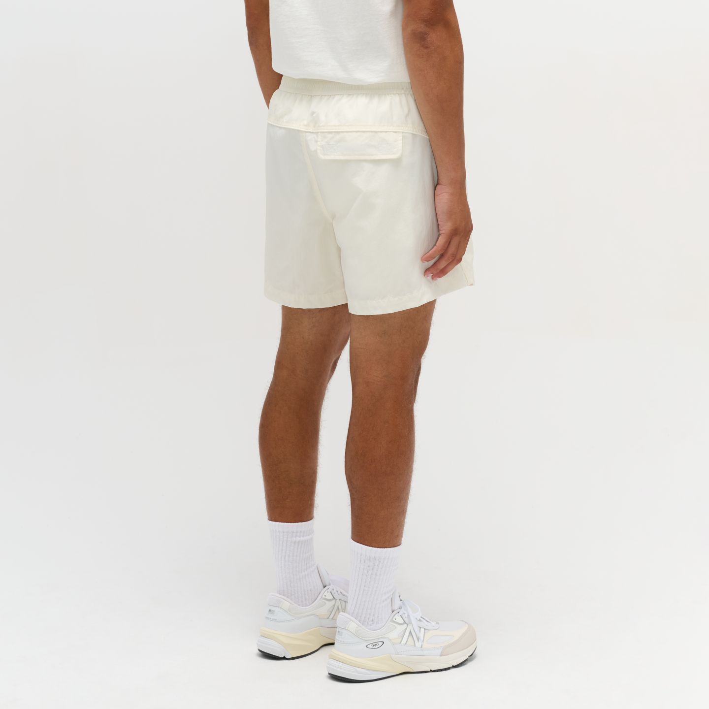 Мужские шорты New Balance Made in USA Woven Short, цвет: Морская соль — фото 4