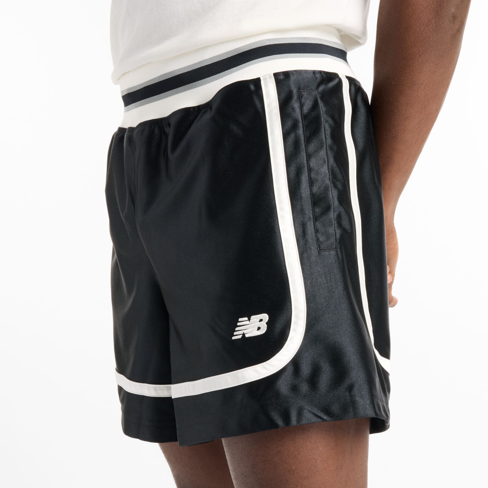 Мужские брюки New Balance In Game 5" Tricot Short — фото 2