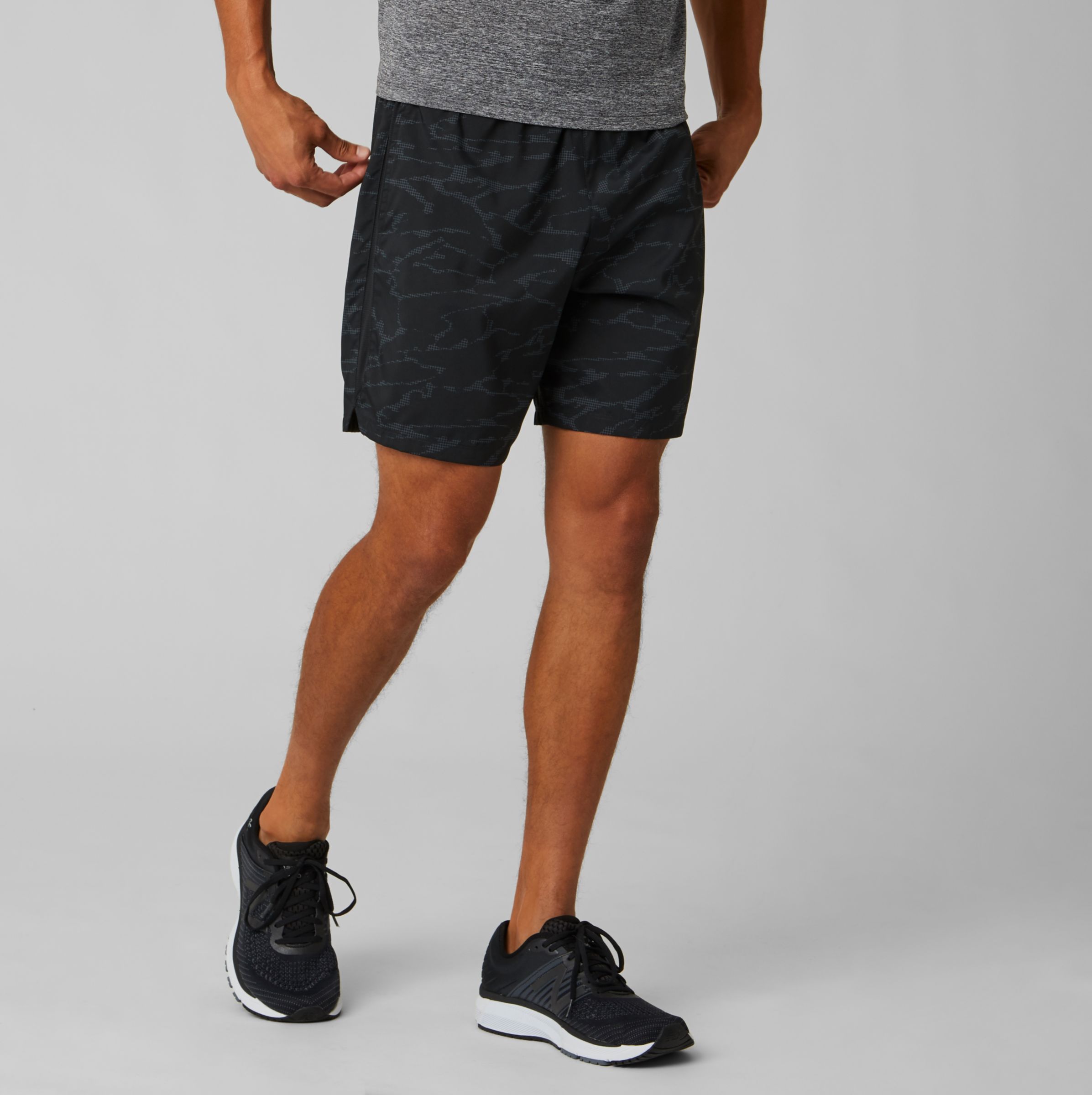 new balance men's accelerate 7 inch shorts