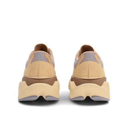 Stone Island Tokyo Design Studio FuelCell C_1