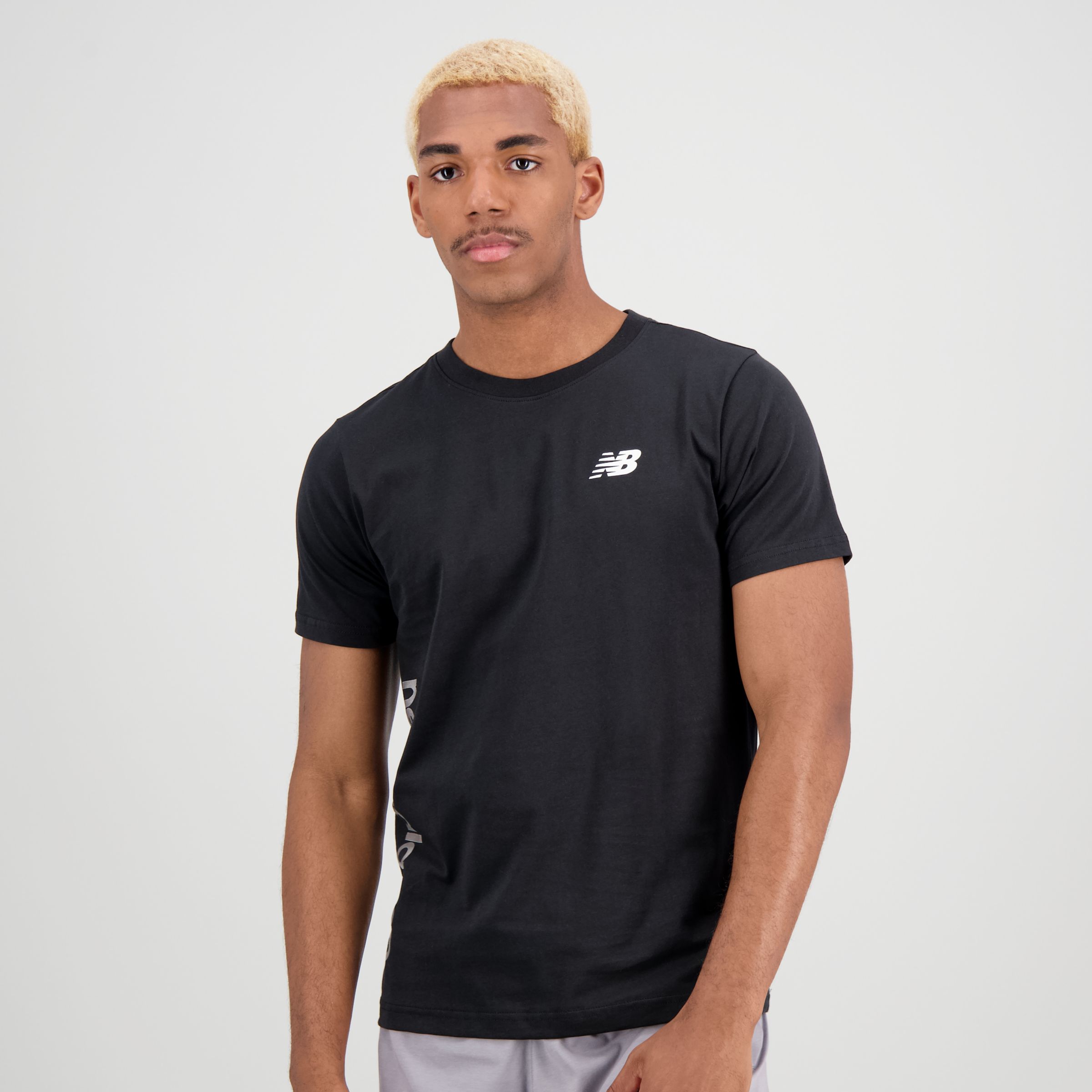 

New Balance Men's Essentials Metallic Logo Tee Black - Black
