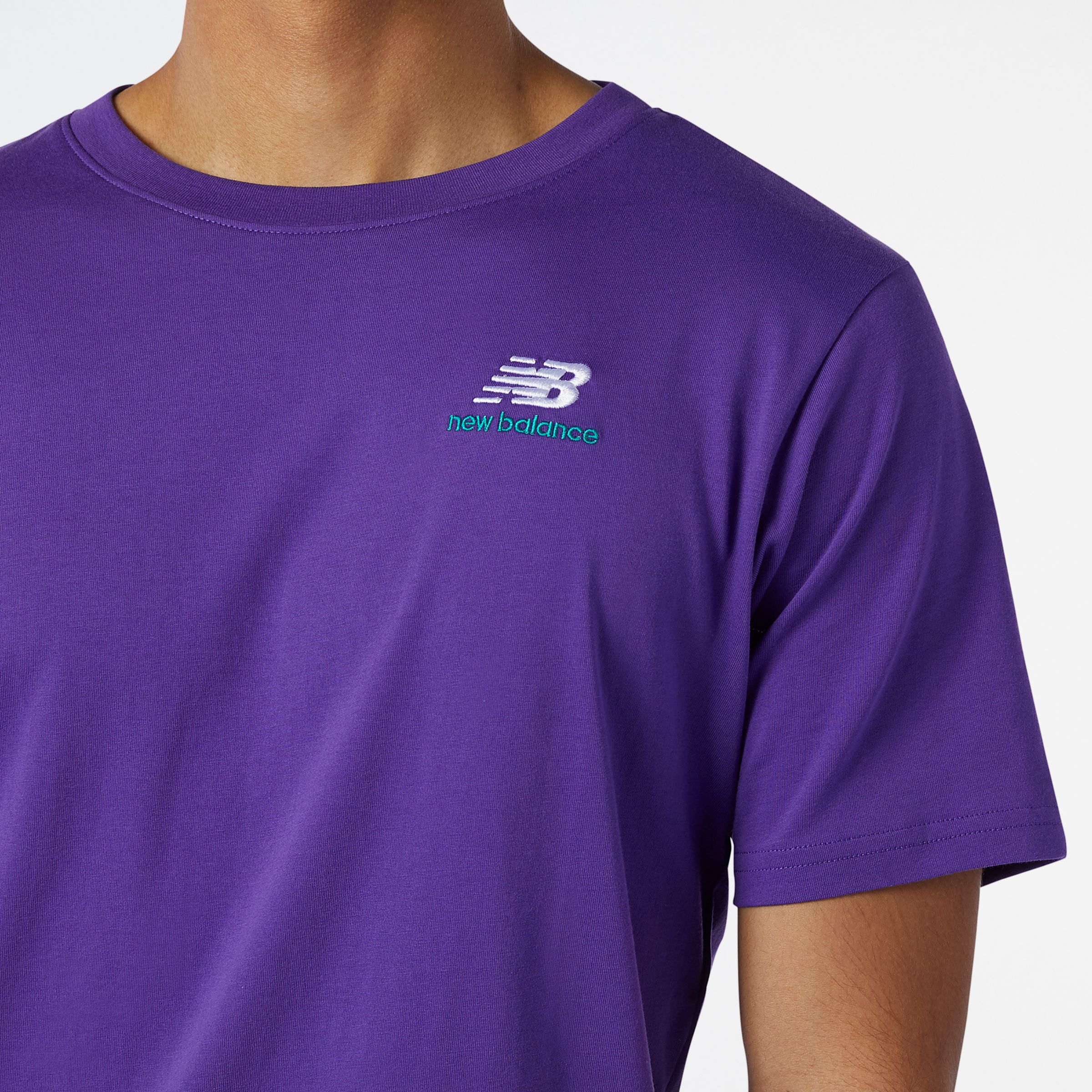 T-Shirt NB Essentials Embroidered