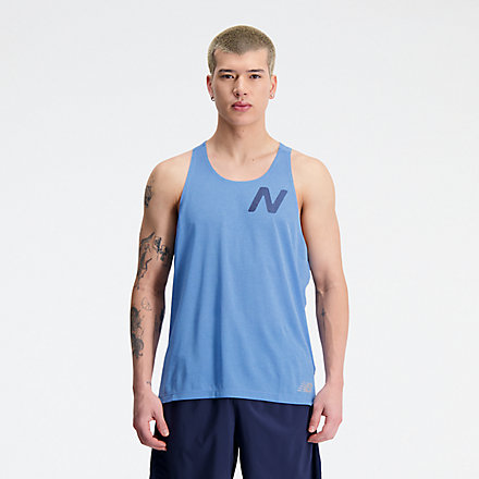 Austin is wearing size M and is 4'12"/152cm. Chest: 34"/86cm, Waist: 30"/76cm, Hips: 32"/81cm image number null