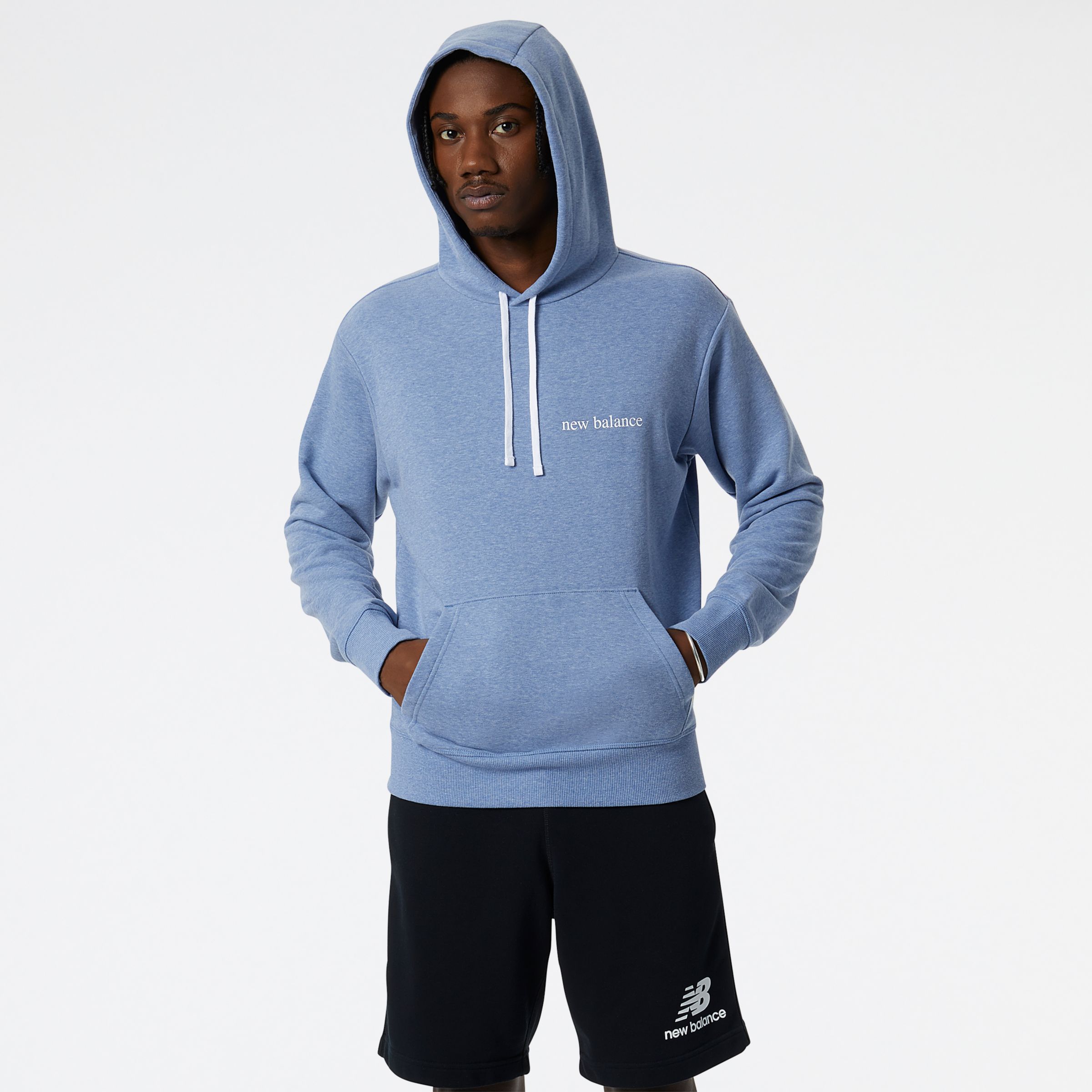 

New Balance Men's NB Essentials Sweatshirt Blue - Blue
