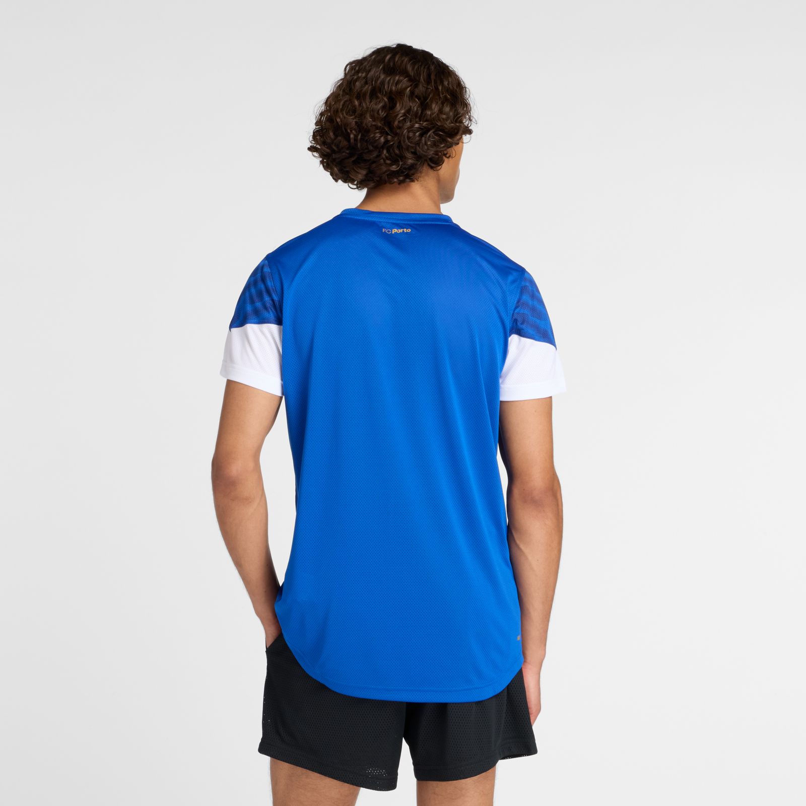 Мужские кроссовки New Balance FC Porto Match Jersey — фото 3
