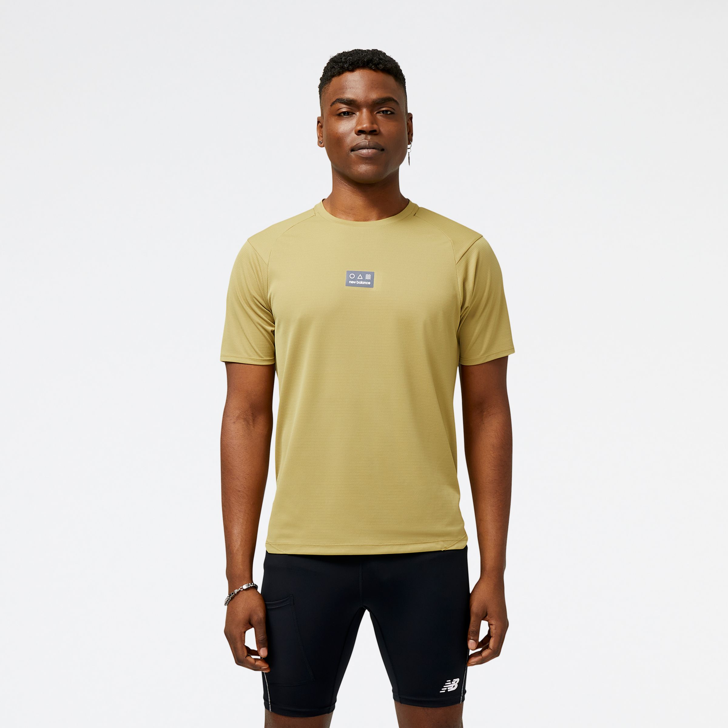 New Balance Homme Impact Run AT N-Vent Short Sleeve en Beige, Poly Knit, Taille S