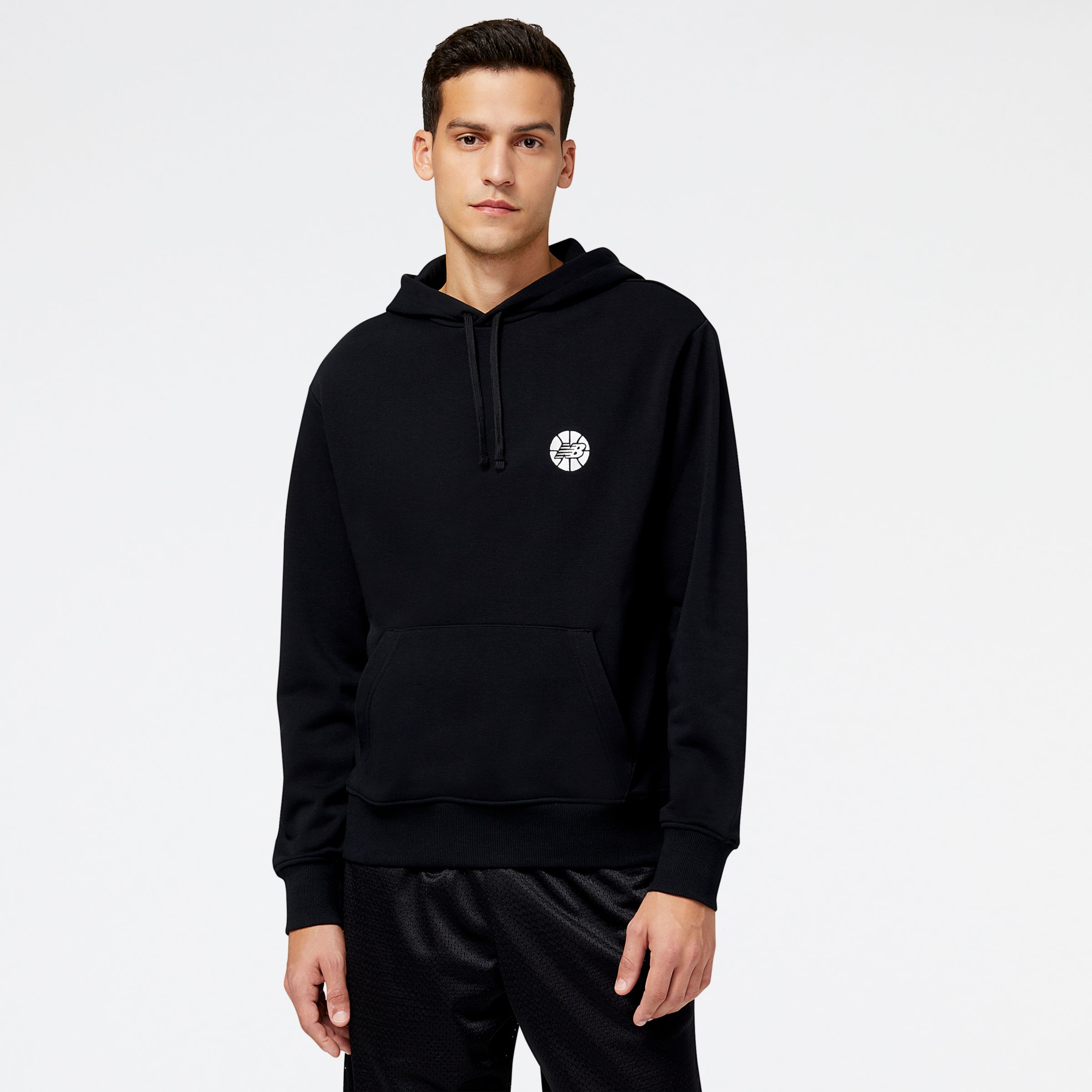 New Balance Homens Hoodie NB Hoops Essentials Fundamental in Preto, Cotton Fleece, Tamanho XL
