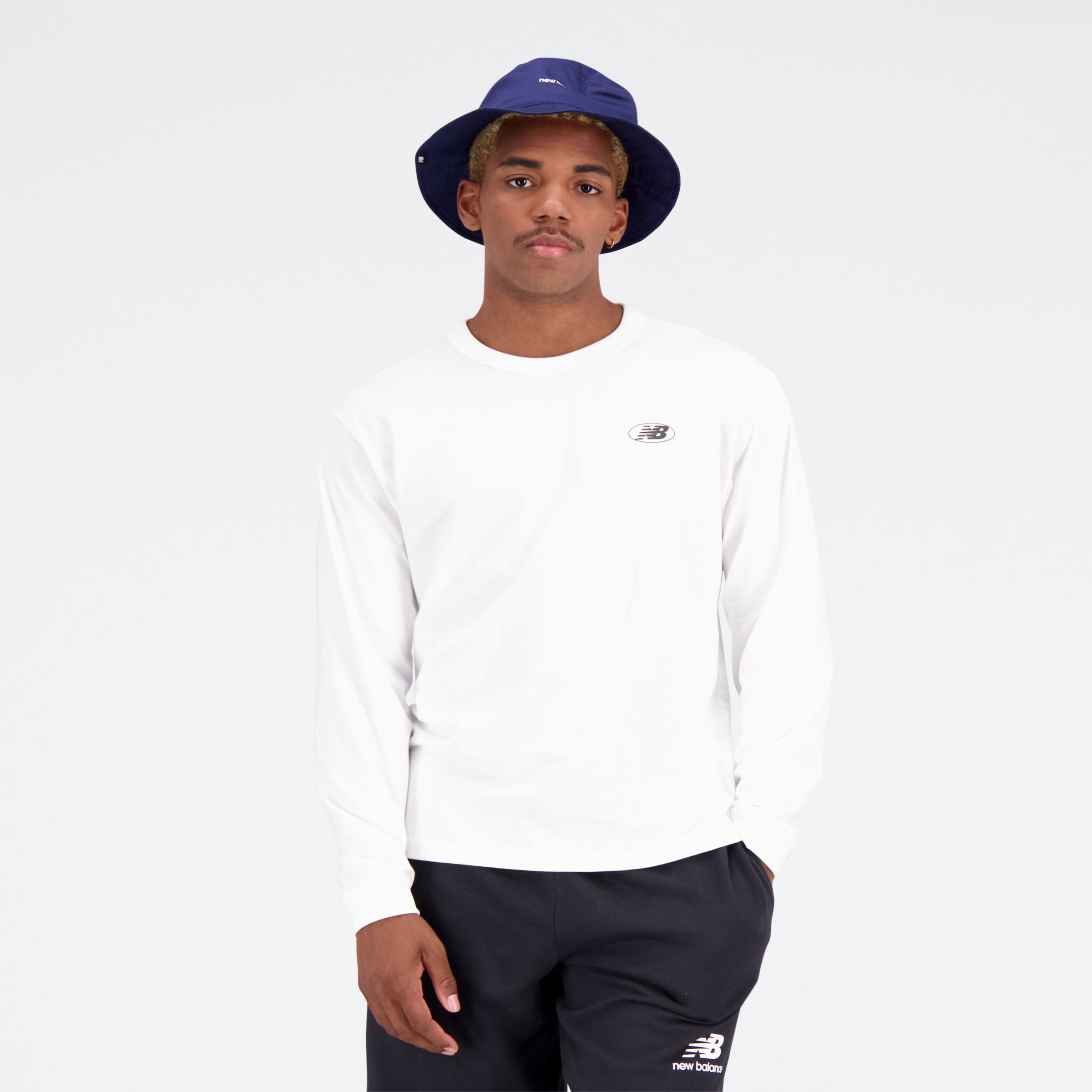 New Balance Homens T-Shirt Essentials Reimagined Cotton Jersey Long sleeve in Branca, Cotton Fleece, Tamanho 2XL