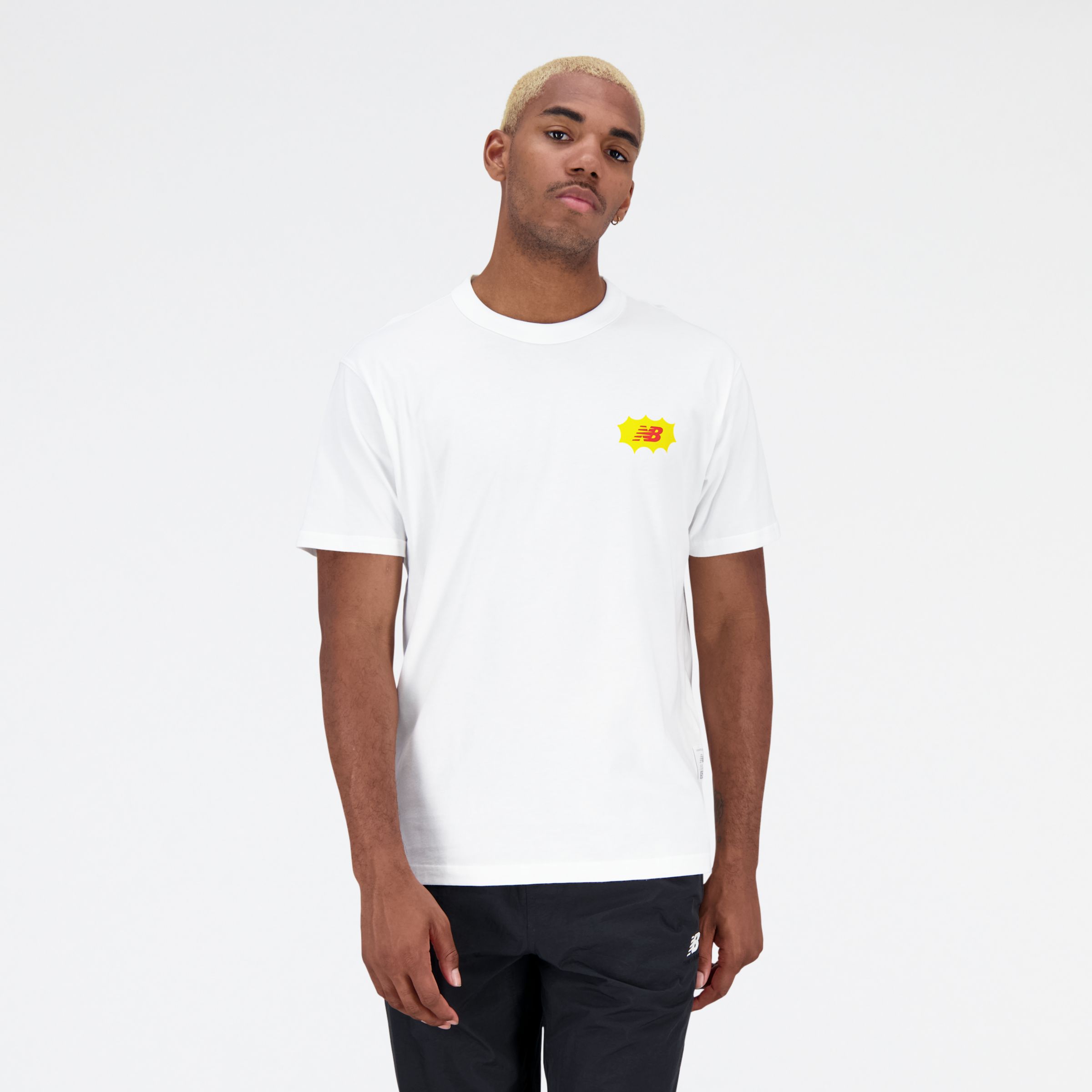 New Balance Homens Essentials Reimagined Cotton Jersey Short Sleeve T-shirt in Branca, Tamanho M