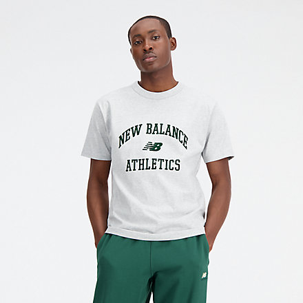 New Balance T-shirt graphique Athletics style universitaire, MT33551AG image number null