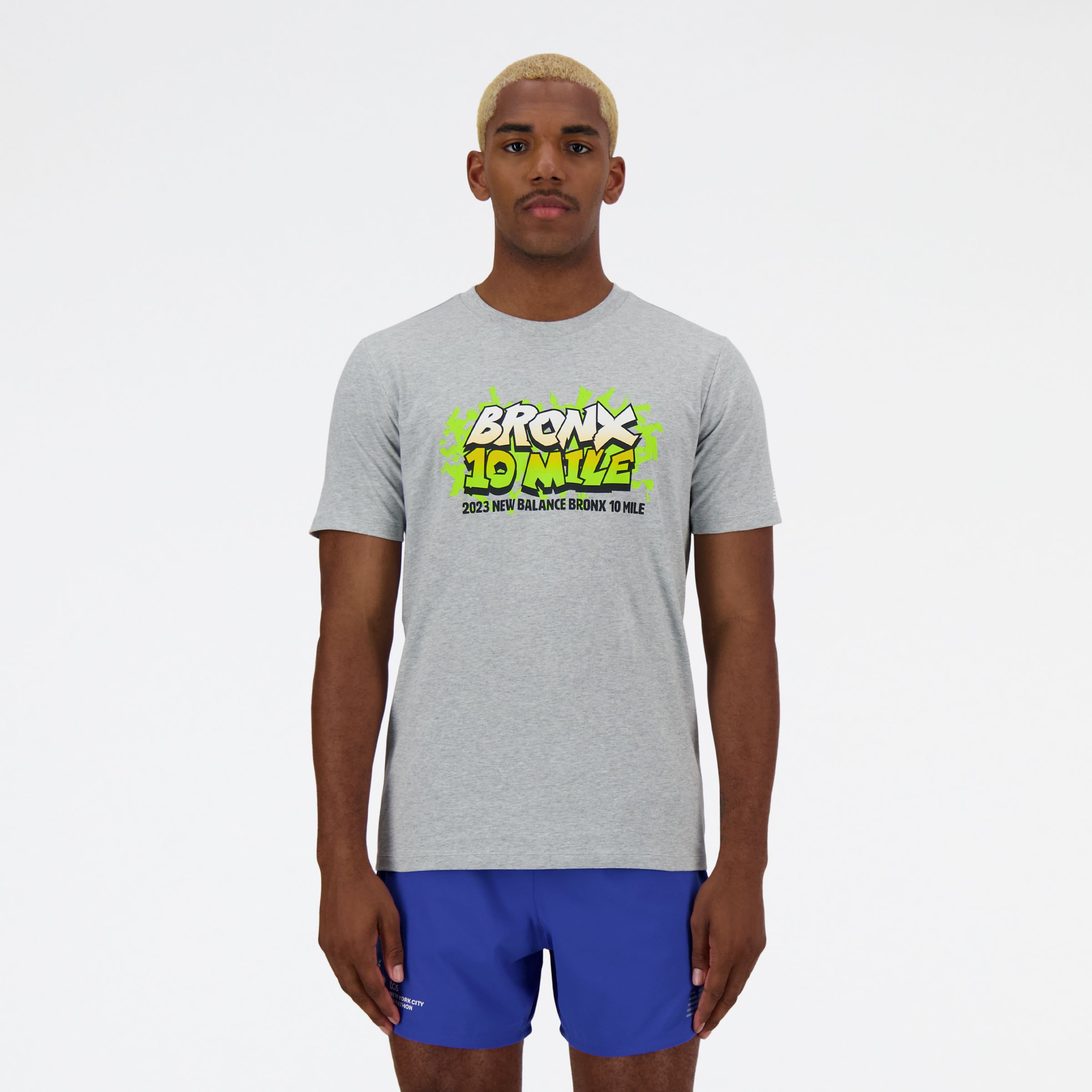 

New Balance Men's Bronx 10 Mile Graphic T-Shirt Grey - Grey