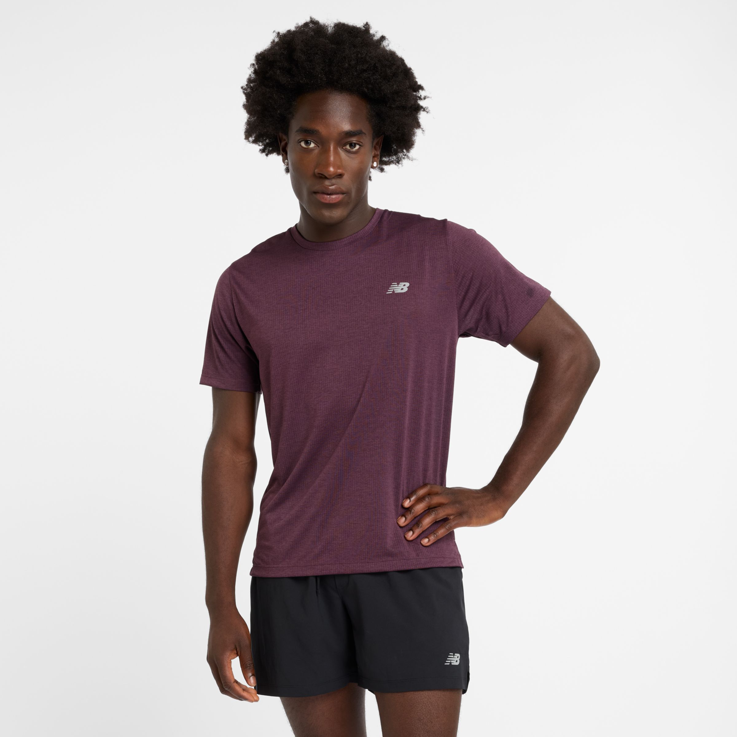 

New Balance Men's Athletics T-Shirt Brown - Brown