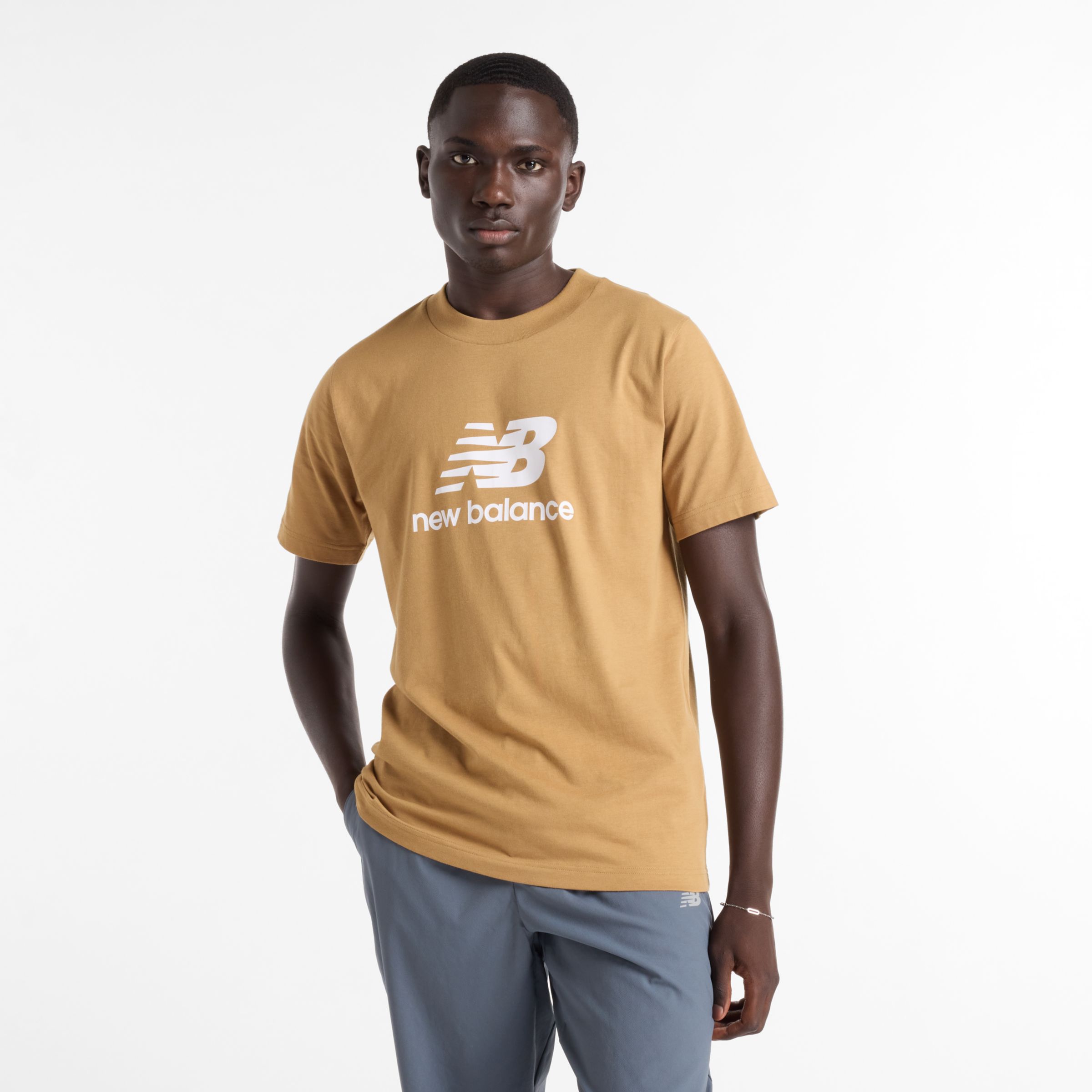 

New Balance Men's Sport Essentials Logo T-Shirt Brown - Brown