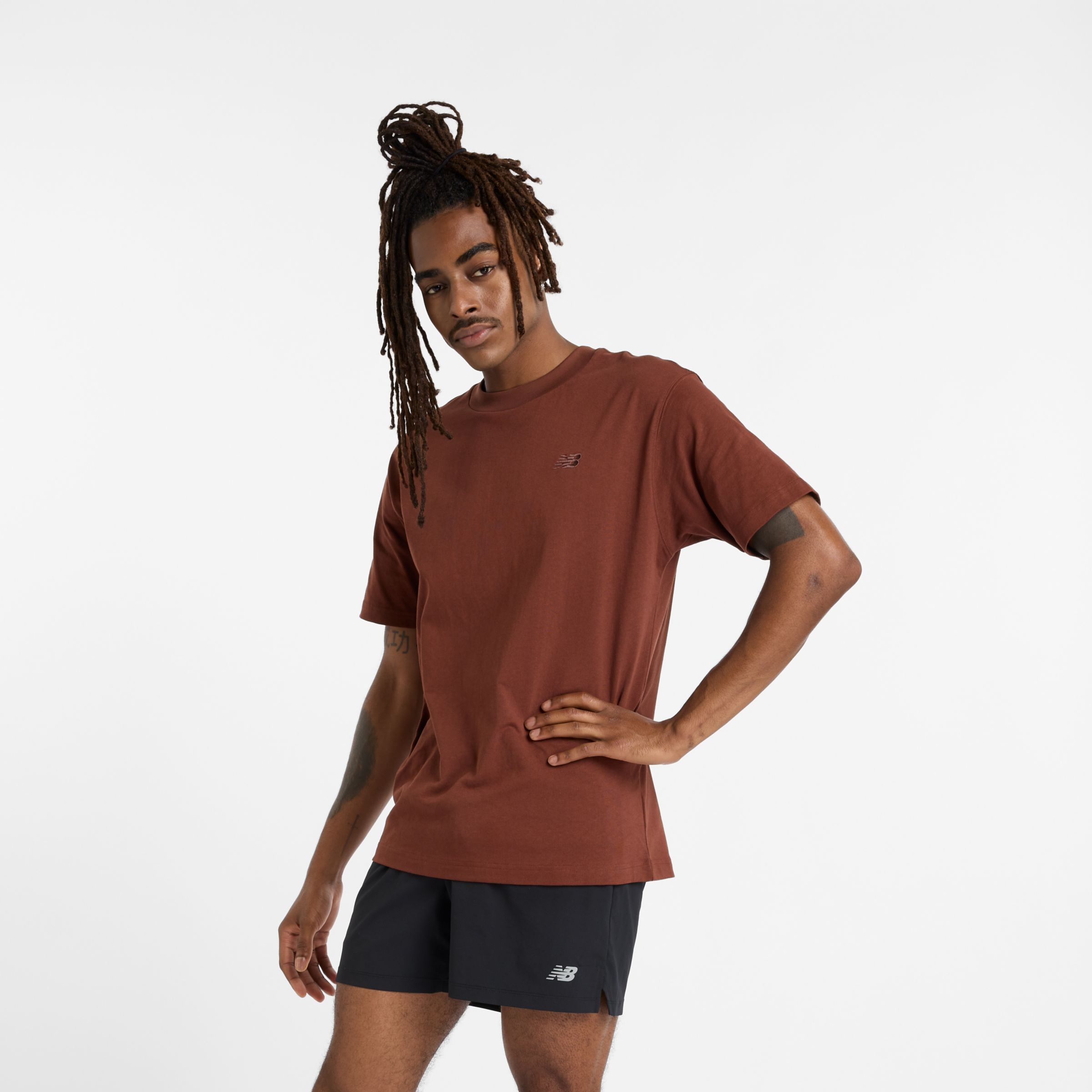 

New Balance Men's Athletics Cotton T-Shirt Brown - Brown