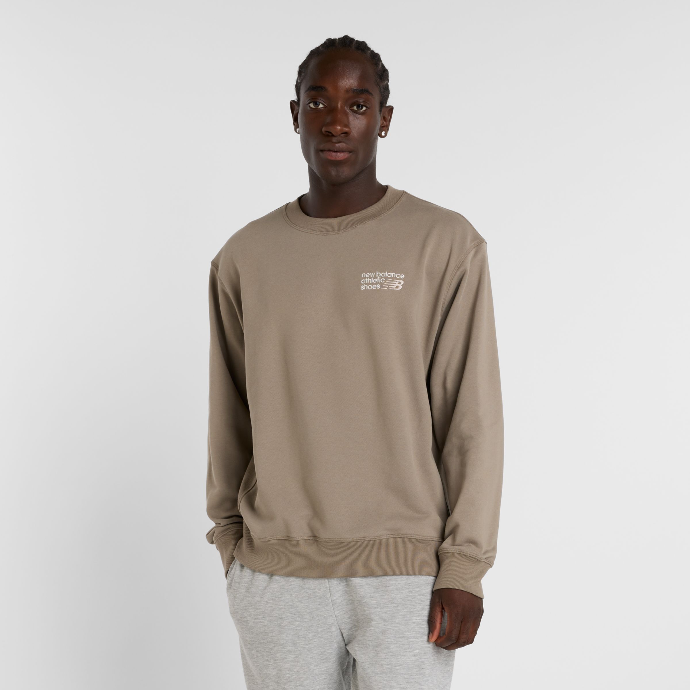 New Balance Men's Athletics Premium Logo Crew in Brown Cotton Fleece, size X-Large