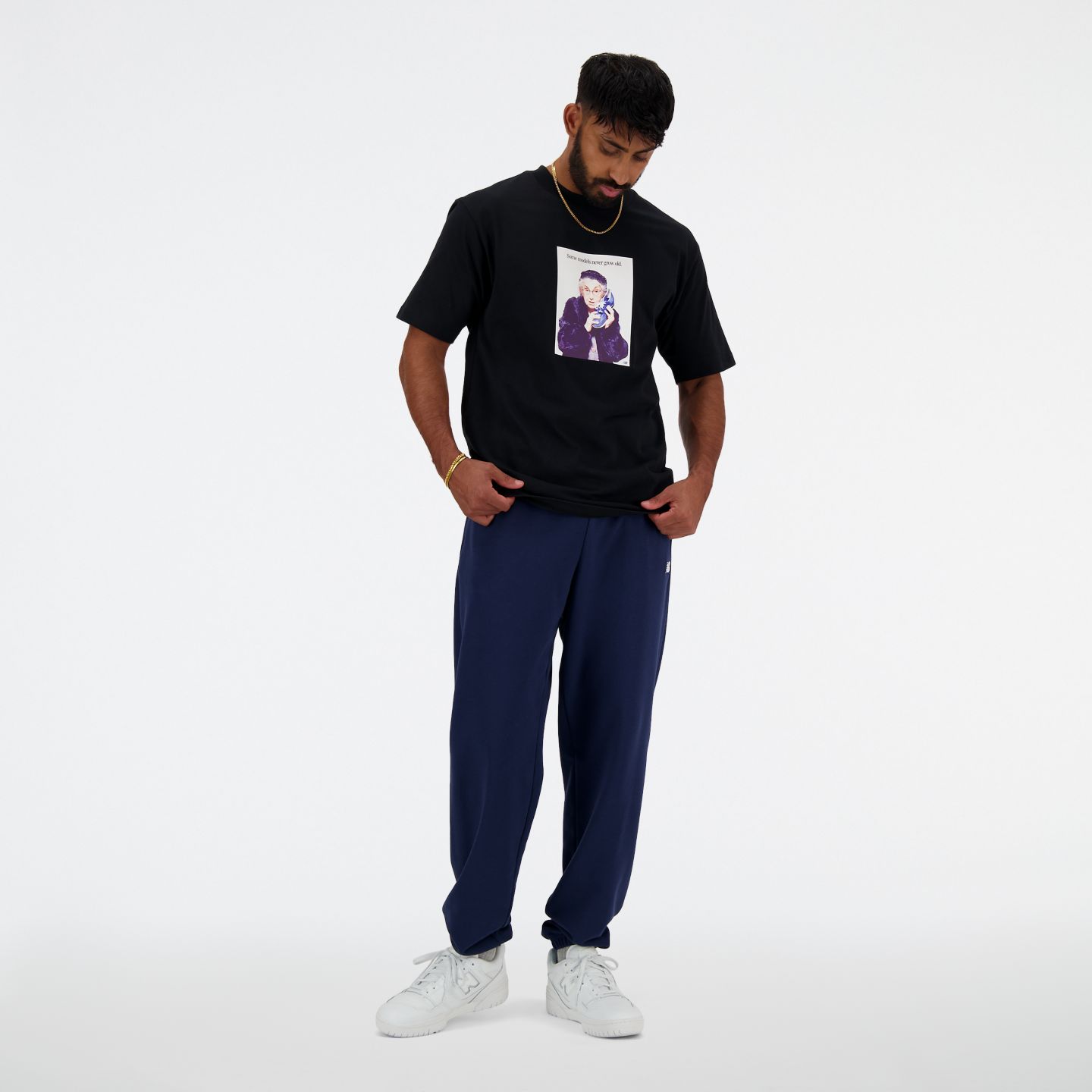 Мужская футболка New Balance Athletics Never Age, цвет: Чёрный — фото 2